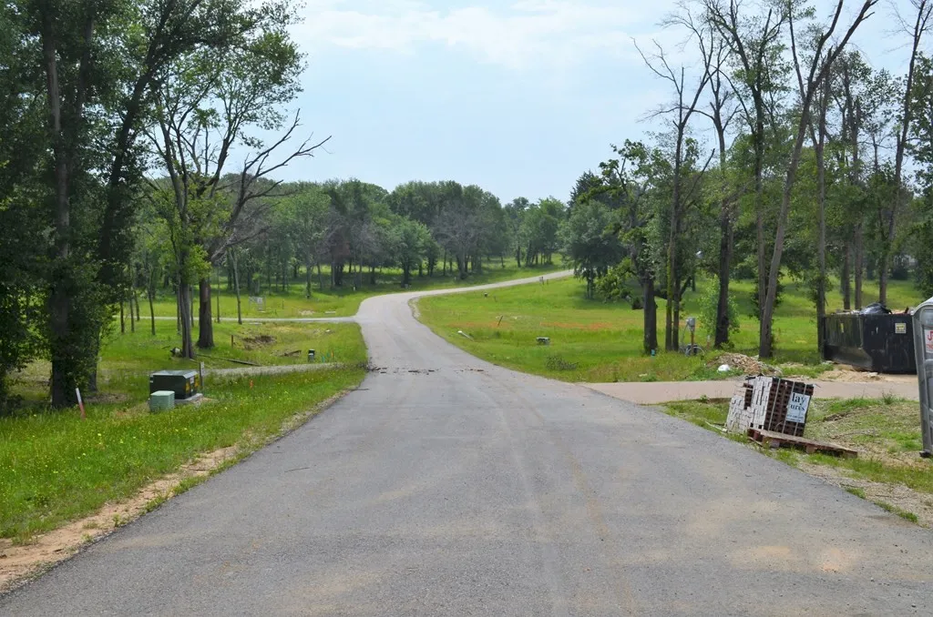 Unimproved Land For Sale in Kaufman County , 551 Shoreline Drive, Mabank, Texas 75143, 0, 0, Garage spaces, 0 Sqft, built in 0, mls#21315575, Real Estate Agent in Mabank, Homes For Sale in Kaufman county, Homes For Sale in Mabank, Realtor in Mabank Texas, Real Estate Brokerage Independent Realty Texas, Luminita Cordes Realtor