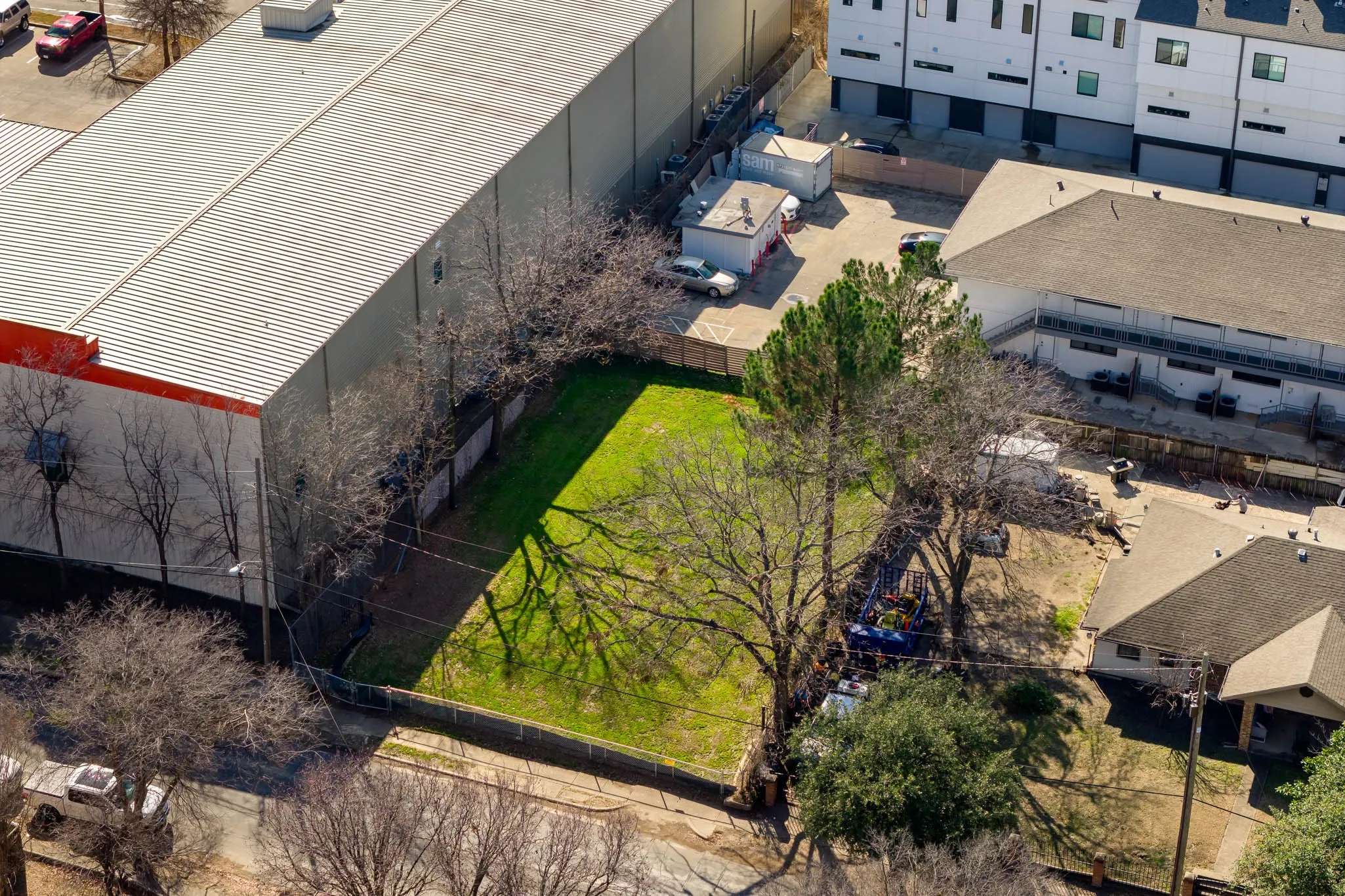 Improved Land For Sale in Dallas County , 1725 N Prairie Avenue, Dallas, Texas 75204, 0, 0, Garage spaces, 0 Sqft, built in 0, Price $575,000, mls#21315587, Real Estate Agent in Dallas, Homes For Sale in Dallas county, Homes For Sale in Dallas, Realtor in Dallas Texas, Real Estate Brokerage Independent Realty Texas, Luminita Cordes Realtor