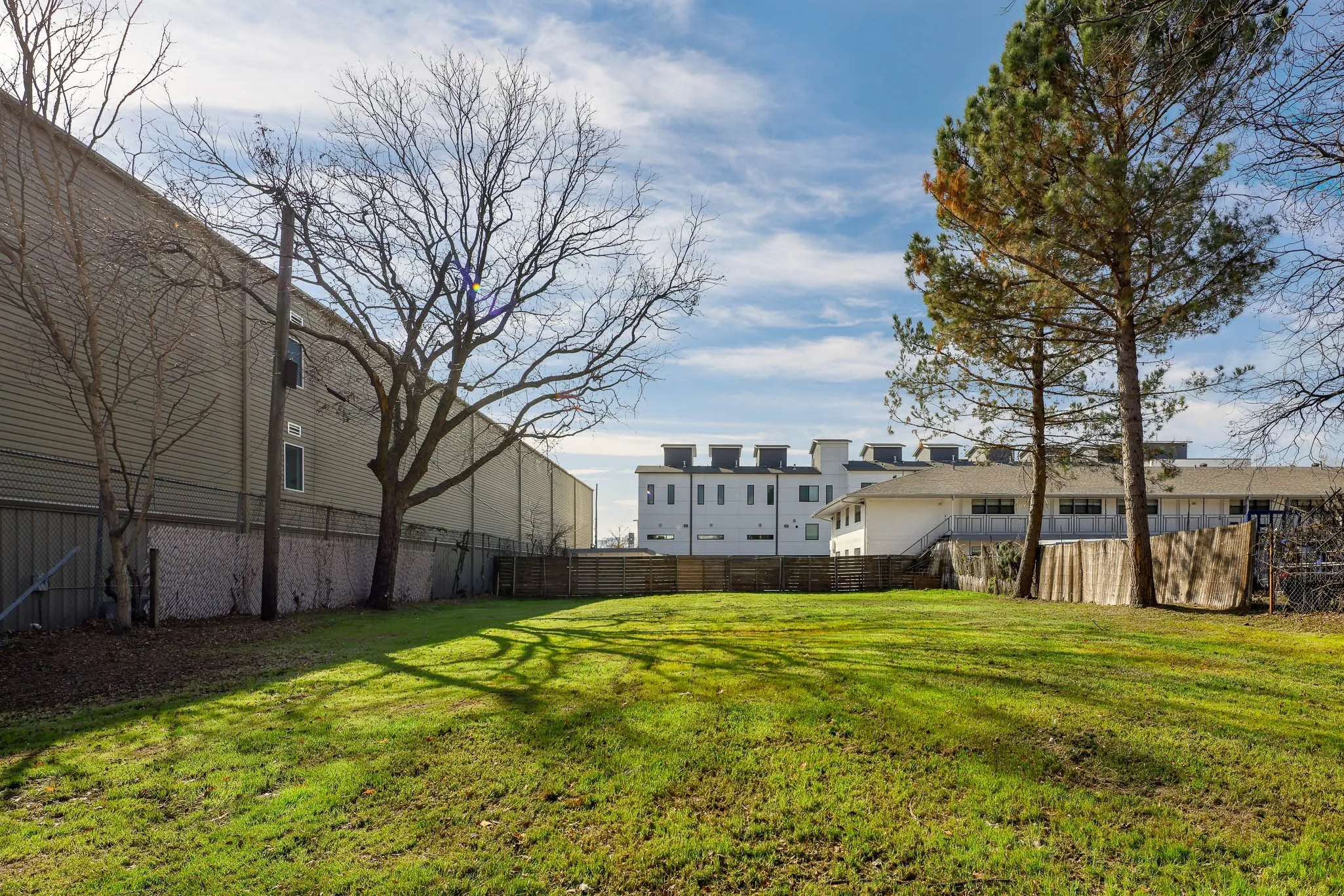 Improved Land For Sale in Dallas County , 1725 N Prairie Avenue, Dallas, Texas 75204, 0, 0, Garage spaces, 0 Sqft, built in 0, Price $575,000, mls#21315587, Real Estate Agent in Dallas, Homes For Sale in Dallas county, Homes For Sale in Dallas, Realtor in Dallas Texas, Real Estate Brokerage Independent Realty Texas, Luminita Cordes Realtor
