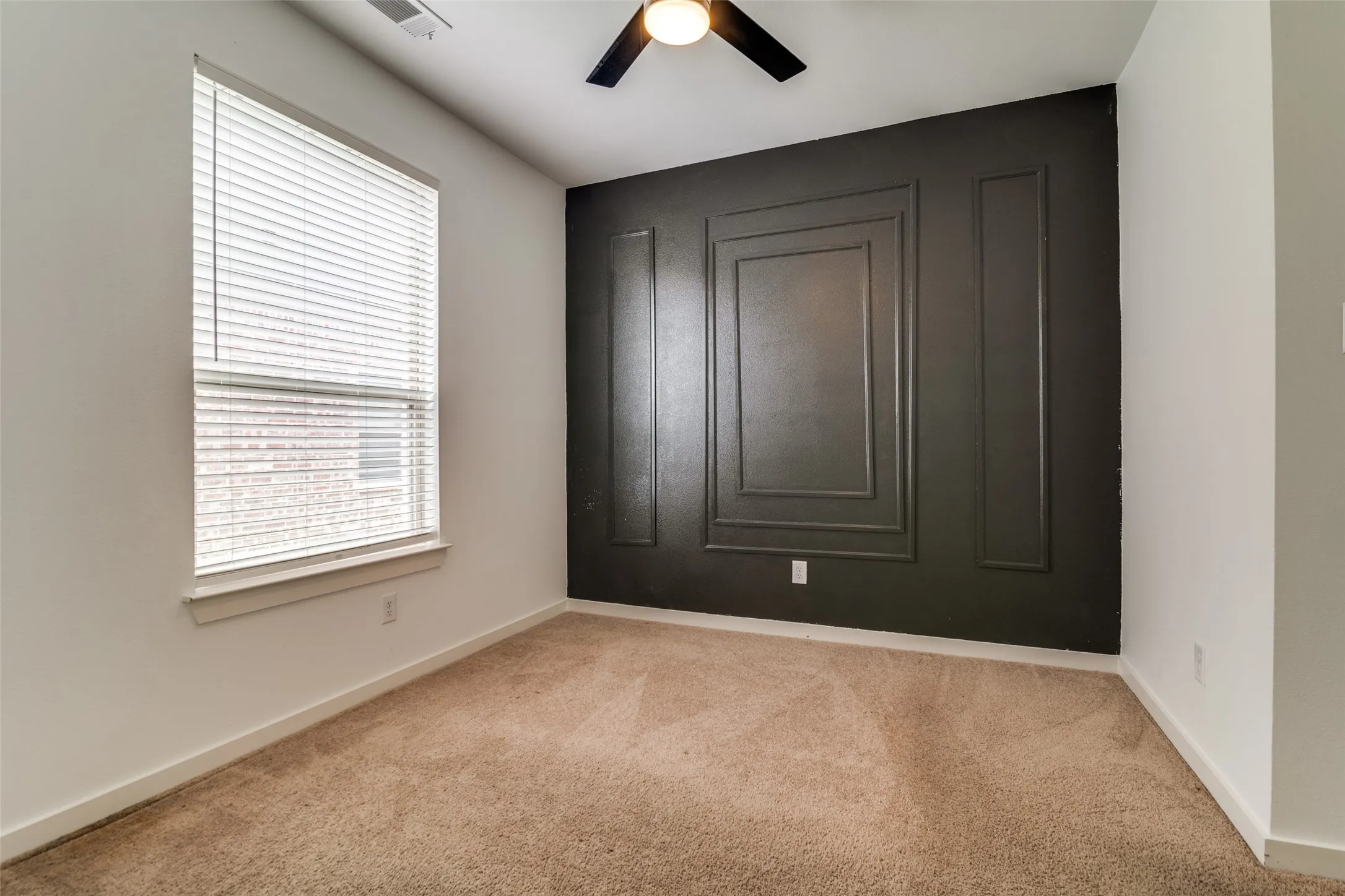 1st floor - Guest bedroom
