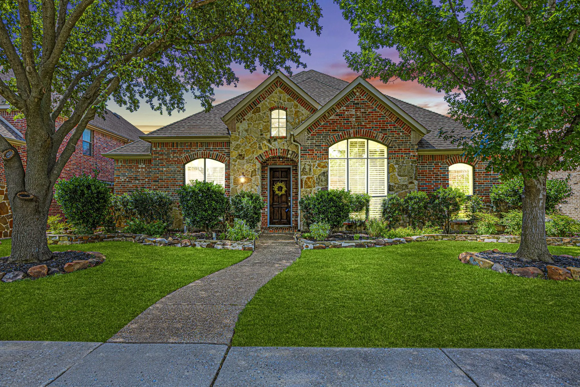 Single Family Residence For Sale in Collin County , 5749 Noble Oak Lane, Frisco, Texas 75033, 4 Bedroom, 4 Bathroom, 3 Garage spaces, 3,056 Sqft, built in 2005, mls#21315593, Real Estate Agent in Frisco, Homes For Sale in Collin county, Homes For Sale in Frisco, Realtor in Frisco Texas, Real Estate Brokerage Independent Realty Texas, Luminita Cordes Realtor