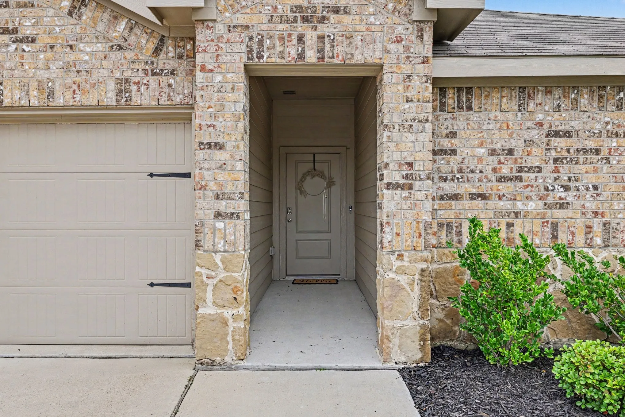 Single Family Residence For Sale in Collin County , 711 Cultivator Court, Josephine, Texas 75189, 3 Bedroom, 2 Bathroom, 2 Garage spaces, 1,449 Sqft, built in 2021, Price $262,995, mls#21313980, Real Estate Agent in Josephine, Homes For Sale in Collin county, Homes For Sale in Josephine, Realtor in Josephine Texas, Real Estate Brokerage Independent Realty Texas, Luminita Cordes Realtor