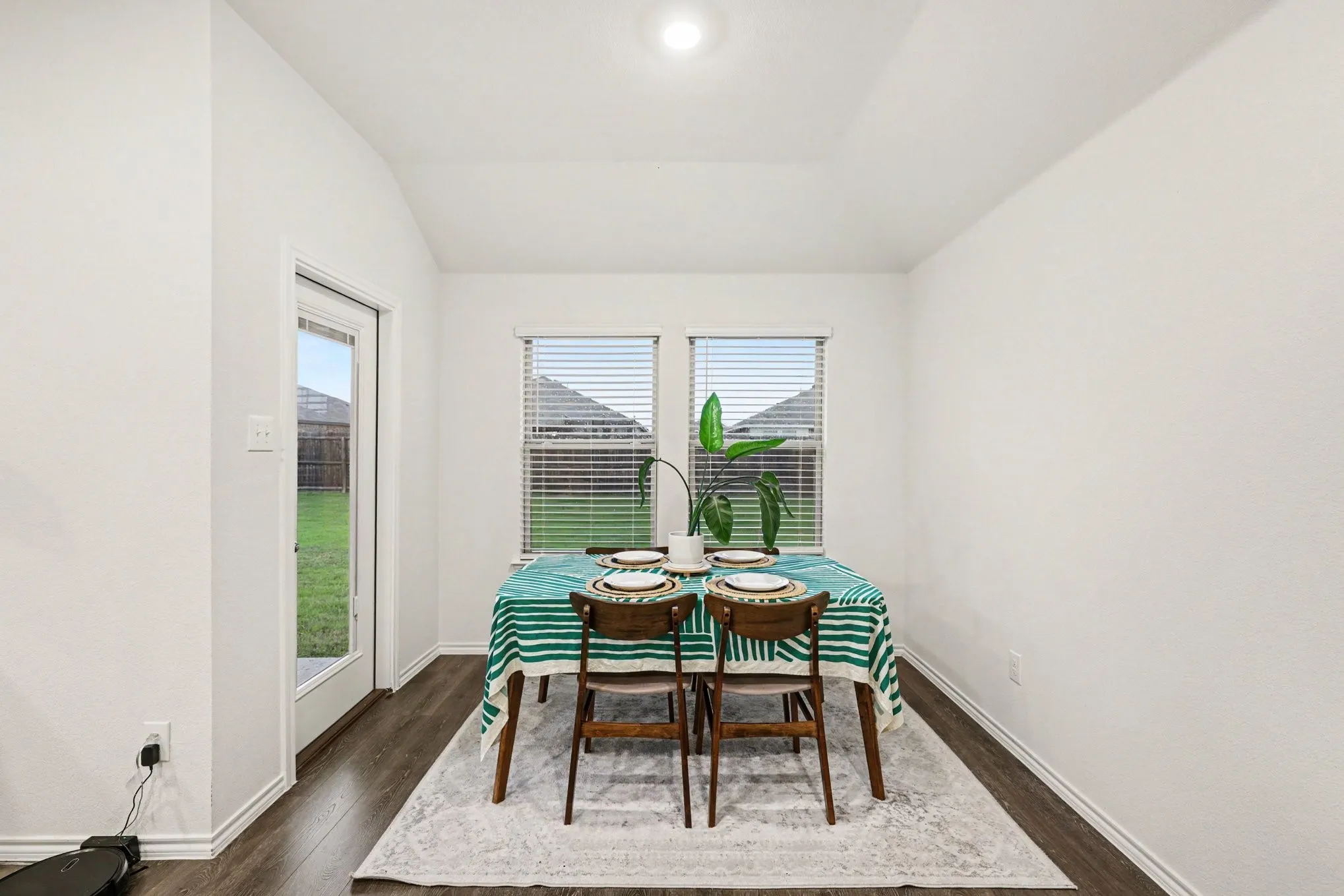 Single Family Residence For Sale in Collin County , 711 Cultivator Court, Josephine, Texas 75189, 3 Bedroom, 2 Bathroom, 2 Garage spaces, 1,449 Sqft, built in 2021, Price $262,995, mls#21313980, Real Estate Agent in Josephine, Homes For Sale in Collin county, Homes For Sale in Josephine, Realtor in Josephine Texas, Real Estate Brokerage Independent Realty Texas, Luminita Cordes Realtor