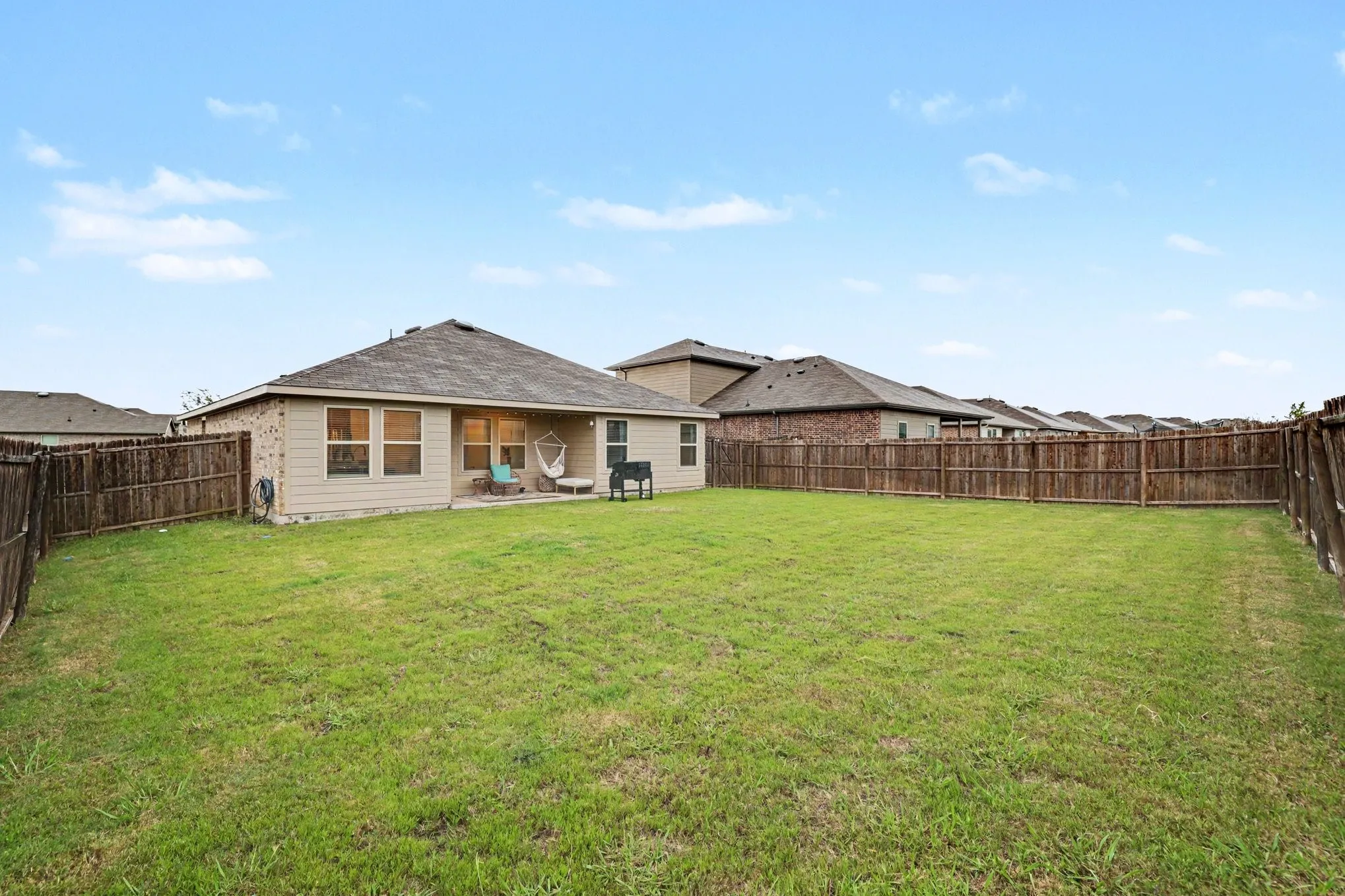 Single Family Residence For Sale in Collin County , 711 Cultivator Court, Josephine, Texas 75189, 3 Bedroom, 2 Bathroom, 2 Garage spaces, 1,449 Sqft, built in 2021, Price $262,995, mls#21313980, Real Estate Agent in Josephine, Homes For Sale in Collin county, Homes For Sale in Josephine, Realtor in Josephine Texas, Real Estate Brokerage Independent Realty Texas, Luminita Cordes Realtor