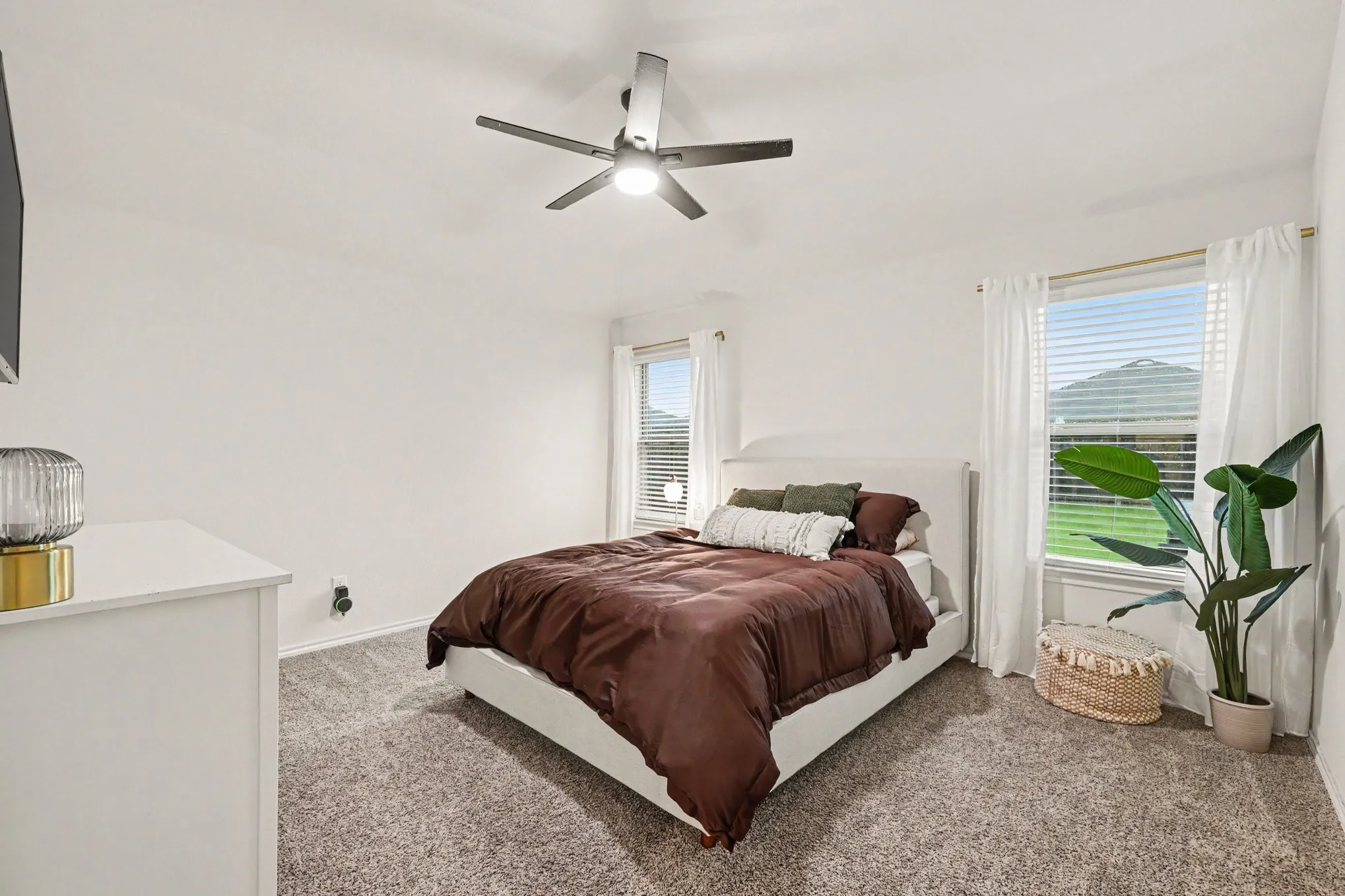Single Family Residence For Sale in Collin County , 711 Cultivator Court, Josephine, Texas 75189, 3 Bedroom, 2 Bathroom, 2 Garage spaces, 1,449 Sqft, built in 2021, Price $262,995, mls#21313980, Real Estate Agent in Josephine, Homes For Sale in Collin county, Homes For Sale in Josephine, Realtor in Josephine Texas, Real Estate Brokerage Independent Realty Texas, Luminita Cordes Realtor