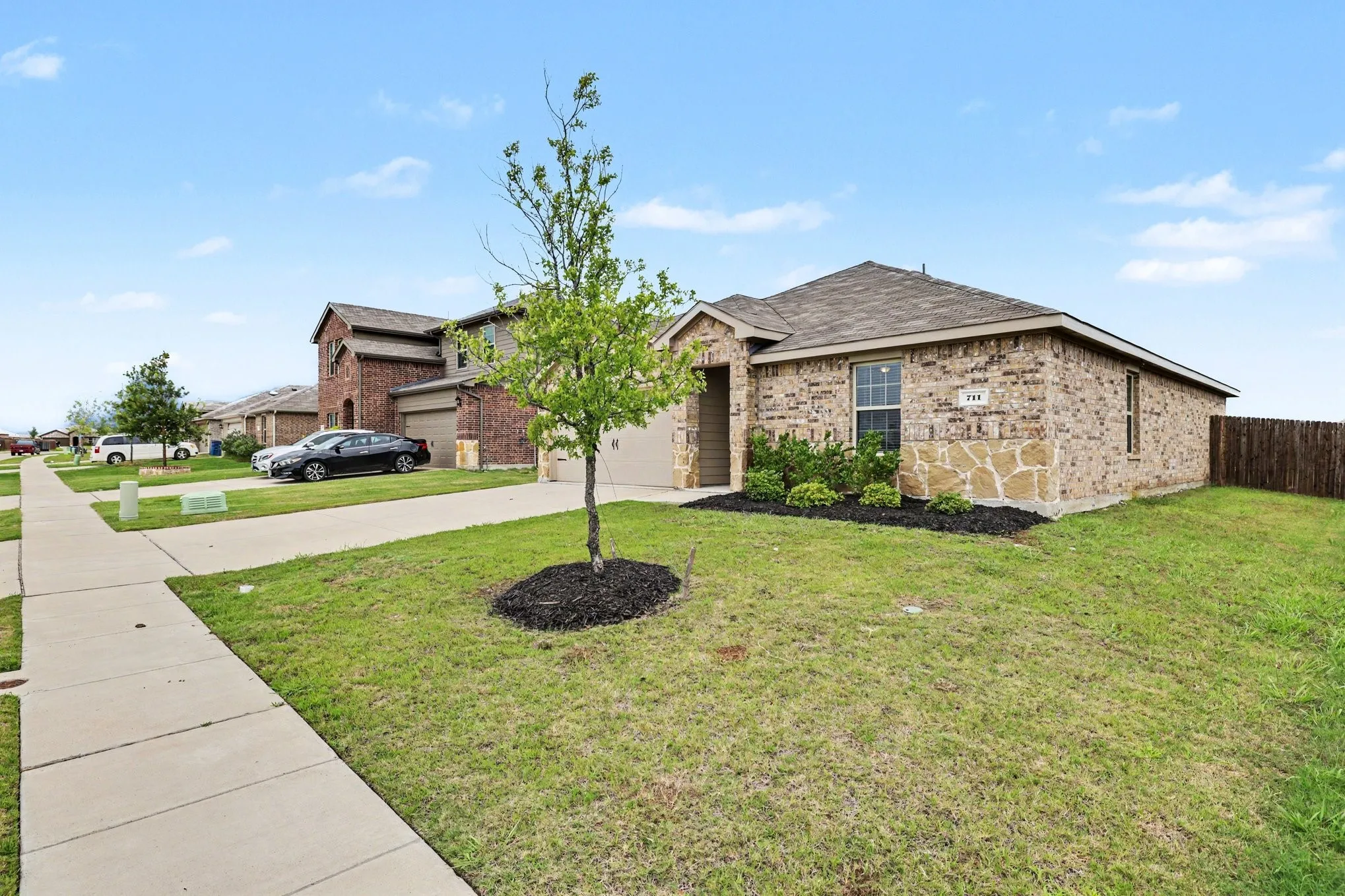 Single Family Residence For Sale in Collin County , 711 Cultivator Court, Josephine, Texas 75189, 3 Bedroom, 2 Bathroom, 2 Garage spaces, 1,449 Sqft, built in 2021, Price $262,995, mls#21313980, Real Estate Agent in Josephine, Homes For Sale in Collin county, Homes For Sale in Josephine, Realtor in Josephine Texas, Real Estate Brokerage Independent Realty Texas, Luminita Cordes Realtor