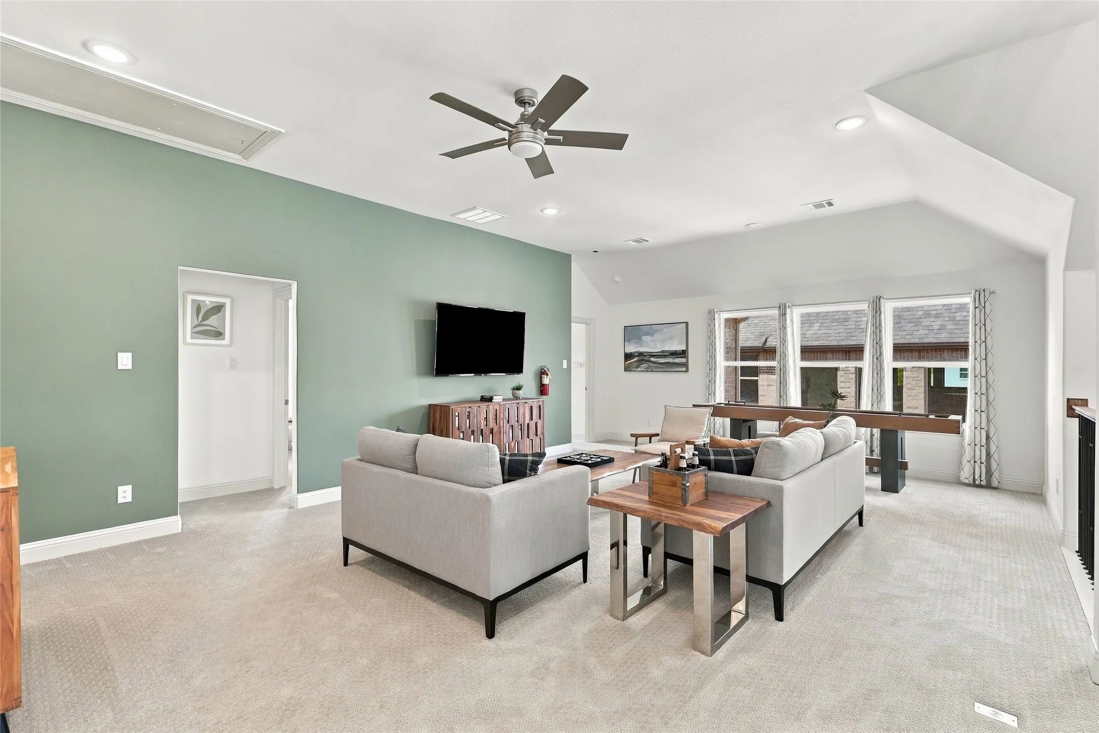 Single Family Residence For Sale in Dallas County , 1604 Casting Ridge, Mesquite, Texas 75181, 4 Bedroom, 3 Bathroom, 2 Garage spaces, 3,189 Sqft, built in 2023, mls#21315612, Real Estate Agent in Mesquite, Homes For Sale in Dallas county, Homes For Sale in Mesquite, Realtor in Mesquite Texas, Real Estate Brokerage Independent Realty Texas, Luminita Cordes Realtor