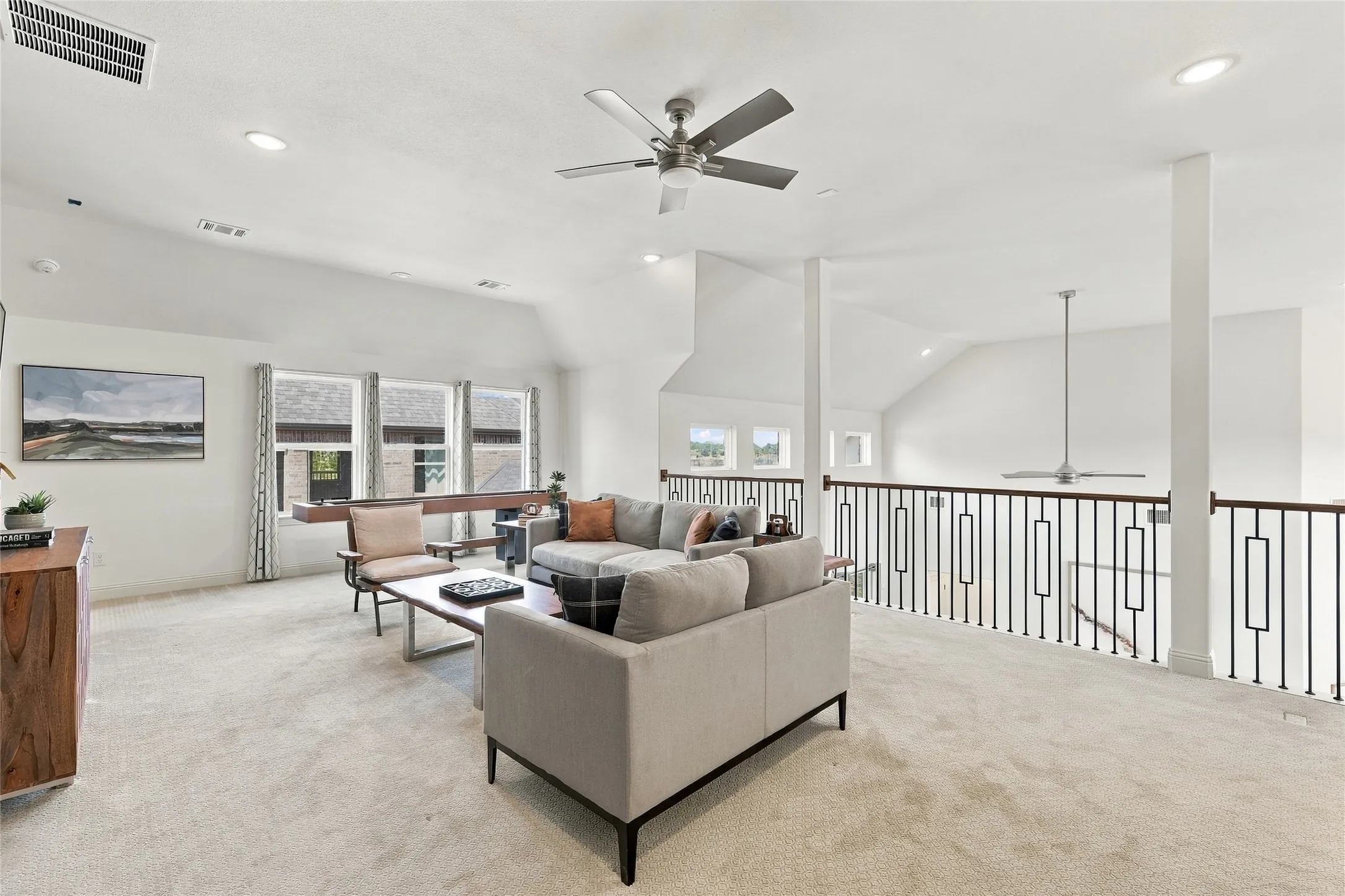 Single Family Residence For Sale in Dallas County , 1604 Casting Ridge, Mesquite, Texas 75181, 4 Bedroom, 3 Bathroom, 2 Garage spaces, 3,189 Sqft, built in 2023, mls#21315612, Real Estate Agent in Mesquite, Homes For Sale in Dallas county, Homes For Sale in Mesquite, Realtor in Mesquite Texas, Real Estate Brokerage Independent Realty Texas, Luminita Cordes Realtor