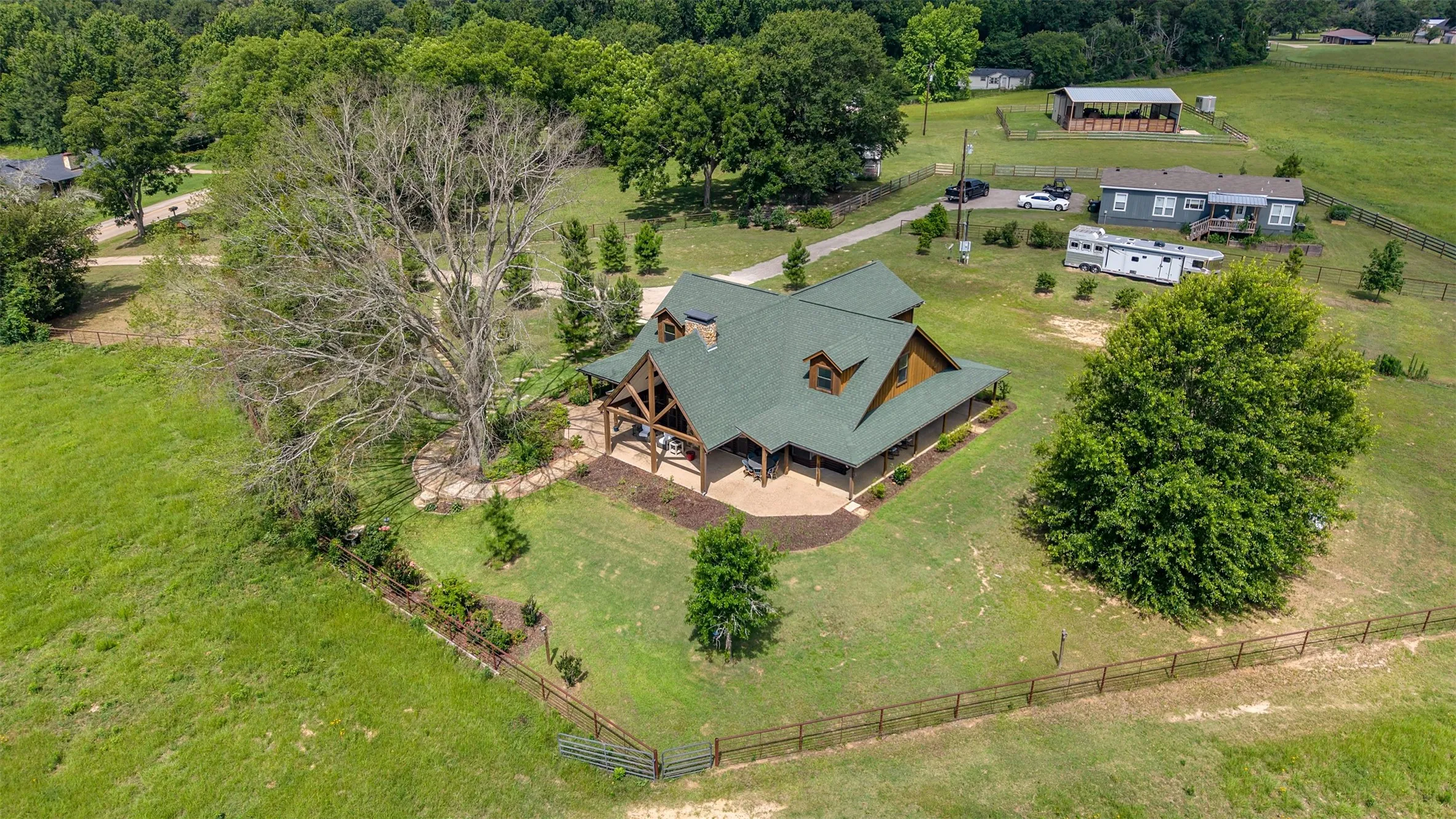 Ranch For Sale in Smith County , 15753 COUNTY ROAD 223, Tyler, Texas 75707, 0, 0, Garage spaces, 0 Sqft, built in 2001, mls#21315632, Real Estate Agent in Tyler, Homes For Sale in Smith county, Homes For Sale in Tyler, Realtor in Tyler Texas, Real Estate Brokerage Independent Realty Texas, Luminita Cordes Realtor