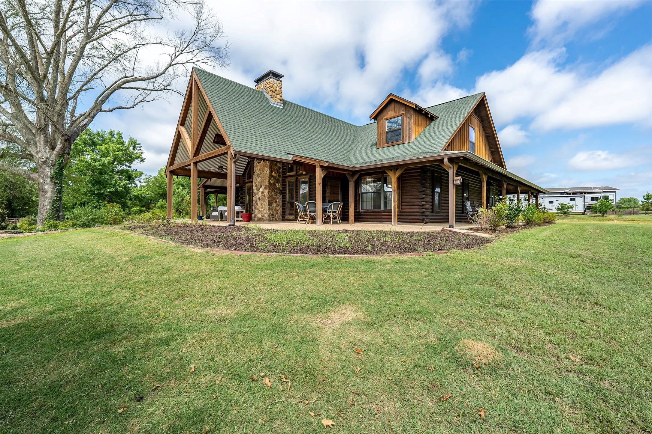 Ranch For Sale in Smith County , 15753 COUNTY ROAD 223, Tyler, Texas 75707, 0, 0, Garage spaces, 0 Sqft, built in 2001, mls#21315632, Real Estate Agent in Tyler, Homes For Sale in Smith county, Homes For Sale in Tyler, Realtor in Tyler Texas, Real Estate Brokerage Independent Realty Texas, Luminita Cordes Realtor