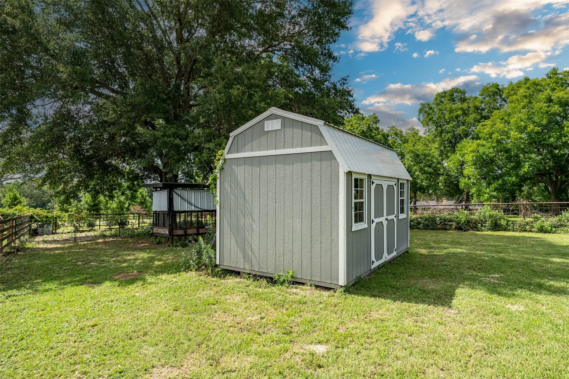 Ranch For Sale in Smith County , 15753 COUNTY ROAD 223, Tyler, Texas 75707, 0, 0, Garage spaces, 0 Sqft, built in 2001, mls#21315632, Real Estate Agent in Tyler, Homes For Sale in Smith county, Homes For Sale in Tyler, Realtor in Tyler Texas, Real Estate Brokerage Independent Realty Texas, Luminita Cordes Realtor