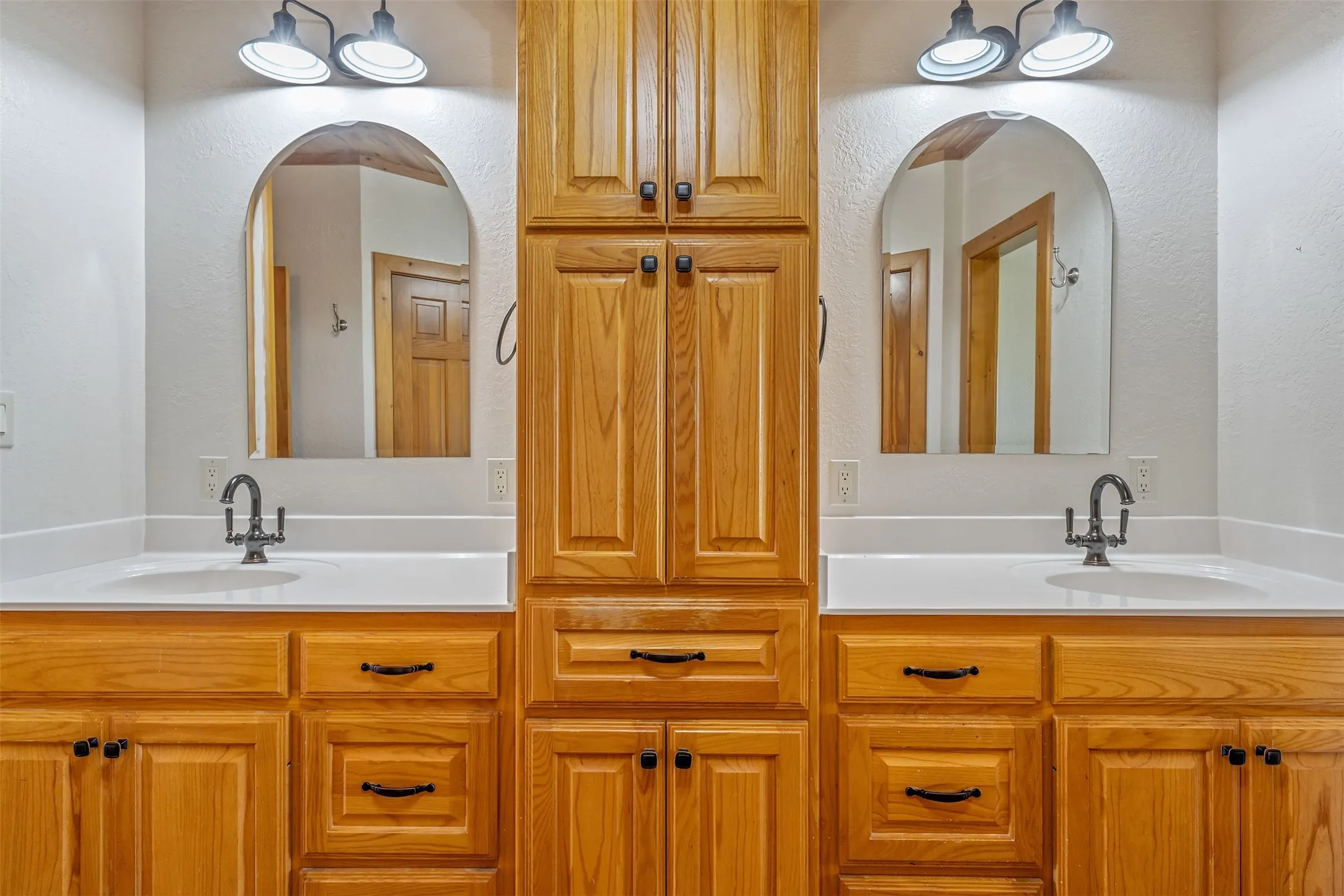Ranch For Sale in Smith County , 15753 COUNTY ROAD 223, Tyler, Texas 75707, 0, 0, Garage spaces, 0 Sqft, built in 2001, mls#21315632, Real Estate Agent in Tyler, Homes For Sale in Smith county, Homes For Sale in Tyler, Realtor in Tyler Texas, Real Estate Brokerage Independent Realty Texas, Luminita Cordes Realtor