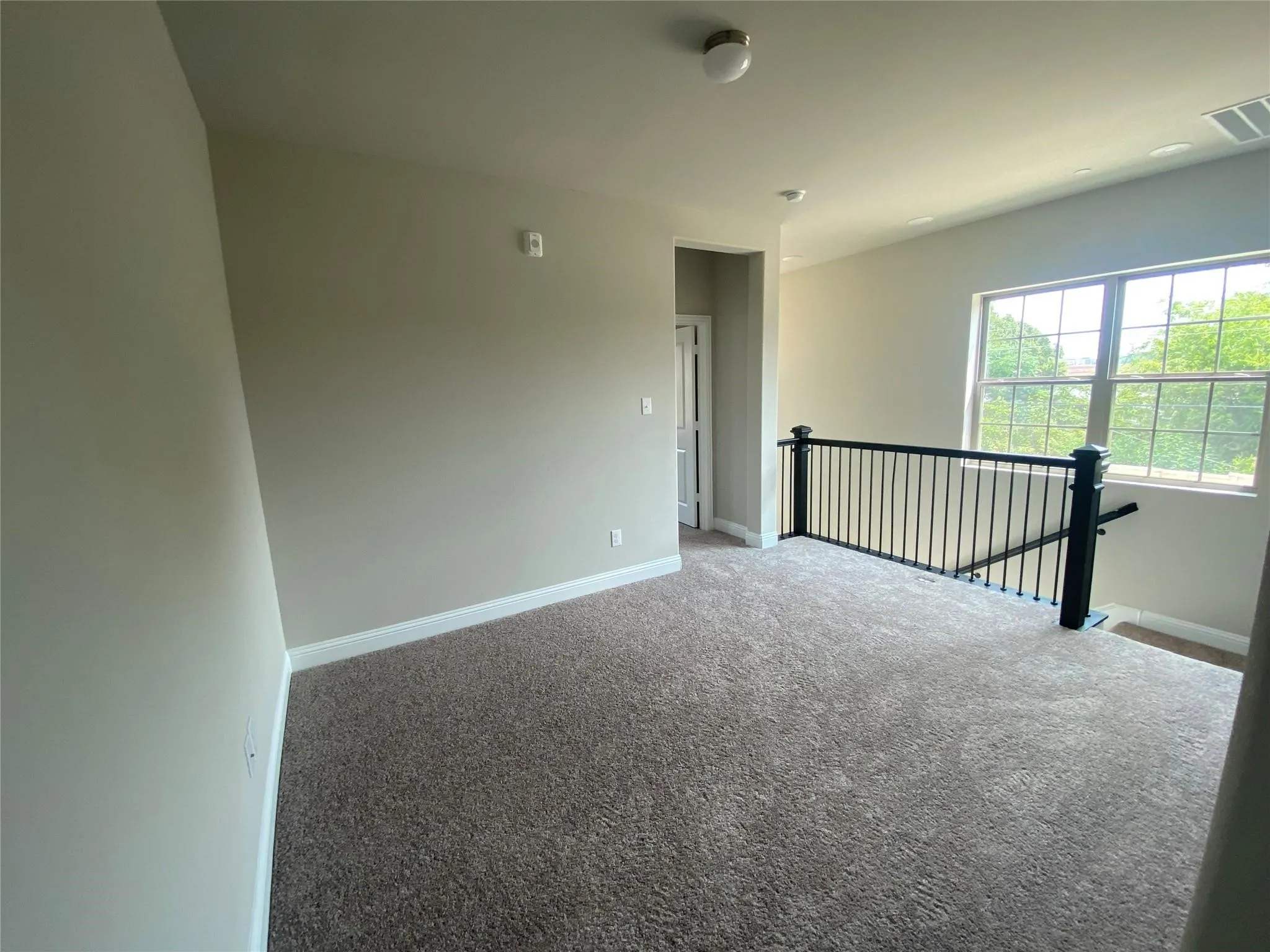 Townhouse For Rent in Tarrant County , 801 Ponds Edge Lane, Euless, Texas 76040, 3 Bedrooms, 3 Bathrooms, 2 Garage spaces, 2,100 Sqft, built in 2021, Price $2,695, mls#21315639, Real Estate Agent in Euless, Homes For Rent in Tarrant county, Homes For Rent in Euless, Realtor in Euless Texas, Real Estate Brokerage Independent Realty Texas, Luminita Cordes Realtor