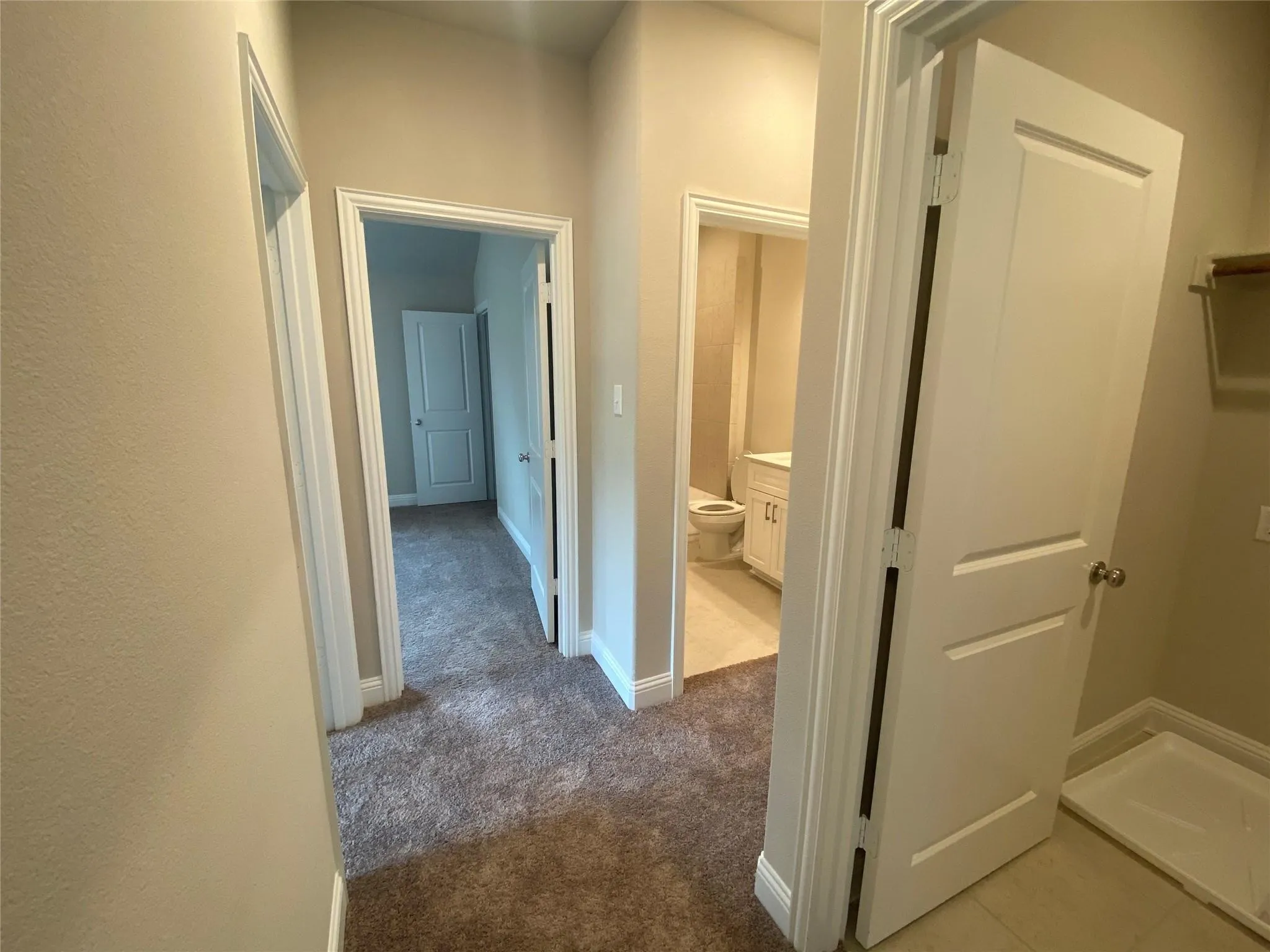 Townhouse For Rent in Tarrant County , 801 Ponds Edge Lane, Euless, Texas 76040, 3 Bedrooms, 3 Bathrooms, 2 Garage spaces, 2,100 Sqft, built in 2021, Price $2,695, mls#21315639, Real Estate Agent in Euless, Homes For Rent in Tarrant county, Homes For Rent in Euless, Realtor in Euless Texas, Real Estate Brokerage Independent Realty Texas, Luminita Cordes Realtor