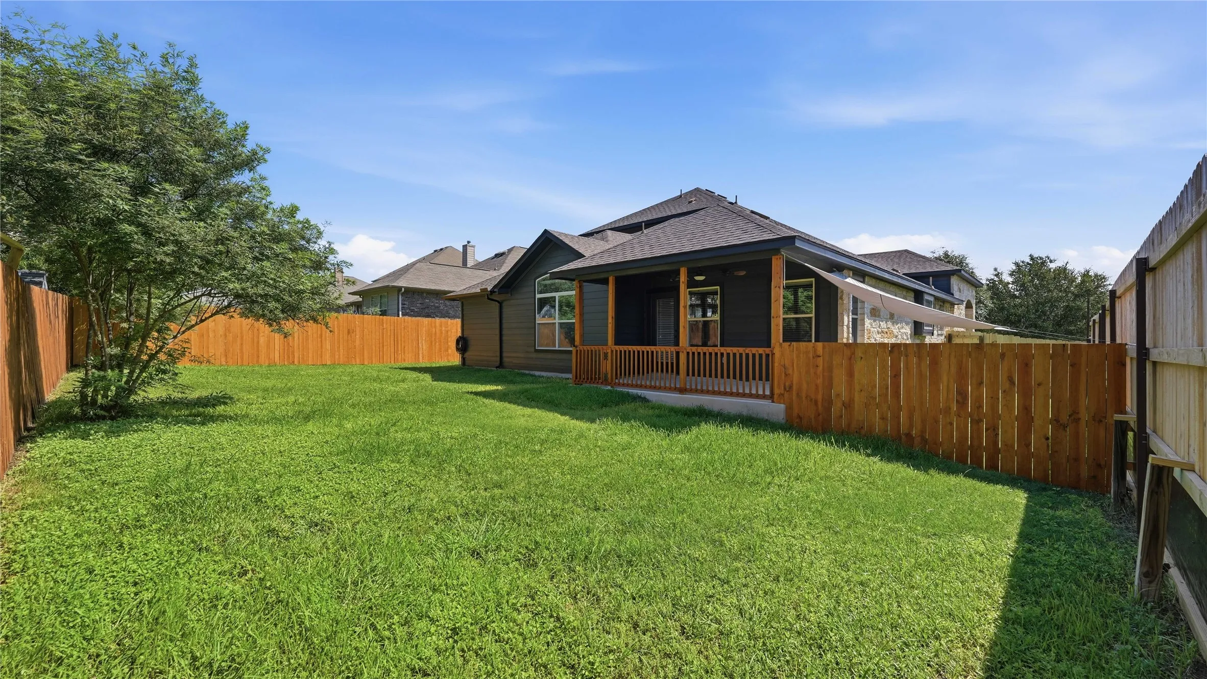 Single Family Residence For Sale in Guadalupe County , 2122 Dragon Trail, New Braunfels, Texas 78130, 5 Bedroom, 3 Bathroom, 2 Garage spaces, 2,648 Sqft, built in 2013, mls#21315636, Real Estate Agent in New Braunfels, Homes For Sale in Guadalupe county, Homes For Sale in New Braunfels, Realtor in New Braunfels Texas, Real Estate Brokerage Independent Realty Texas, Luminita Cordes Realtor