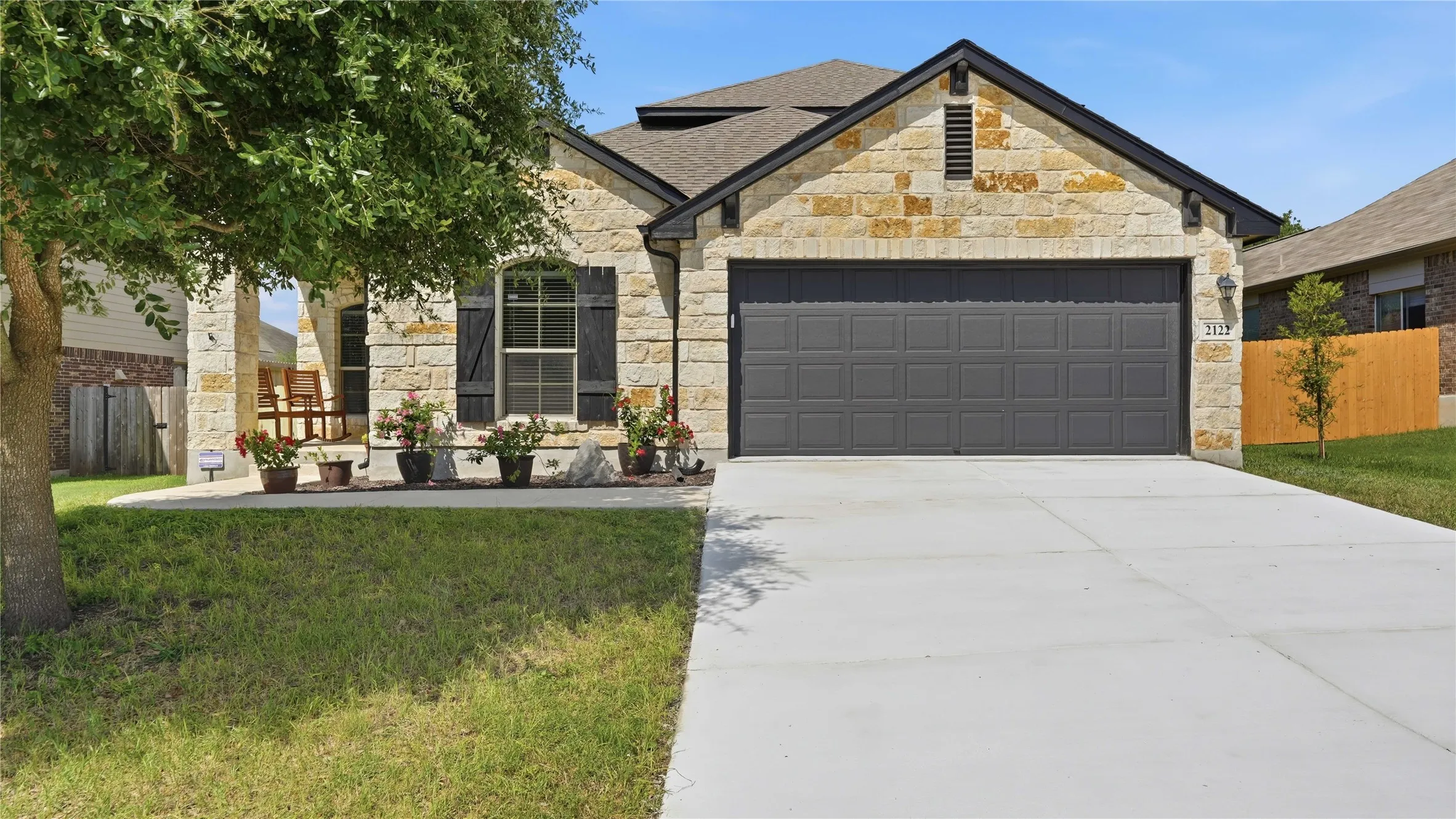Single Family Residence For Sale in Guadalupe County , 2122 Dragon Trail, New Braunfels, Texas 78130, 5 Bedroom, 3 Bathroom, 2 Garage spaces, 2,648 Sqft, built in 2013, mls#21315636, Real Estate Agent in New Braunfels, Homes For Sale in Guadalupe county, Homes For Sale in New Braunfels, Realtor in New Braunfels Texas, Real Estate Brokerage Independent Realty Texas, Luminita Cordes Realtor