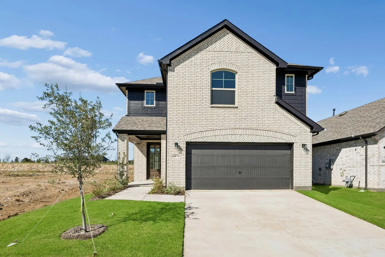 Single Family Residence For Sale in Collin County , 4874 Heirloom, Celina, Texas 75009, 5 Bedroom, 3 Bathroom, 2 Garage spaces, 2,426 Sqft, built in 2026, mls#21315635, Real Estate Agent in Celina, Homes For Sale in Collin county, Homes For Sale in Celina, Realtor in Celina Texas, Real Estate Brokerage Independent Realty Texas, Luminita Cordes Realtor