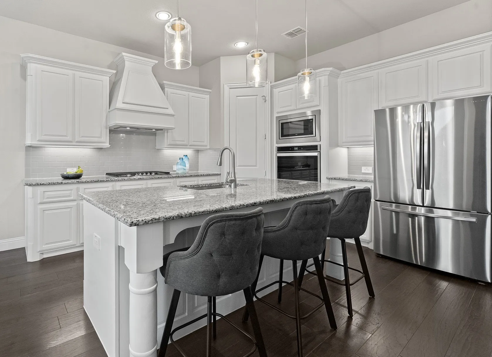 Single Family Residence For Sale in Rockwall County , 616 Windy Ridge Lane, Rockwall, Texas 75087, 5 Bedroom, 5 Bathroom, 3 Garage spaces, 3,788 Sqft, built in 2022, mls#21315606, Real Estate Agent in Rockwall, Homes For Sale in Rockwall county, Homes For Sale in Rockwall, Realtor in Rockwall Texas, Real Estate Brokerage Independent Realty Texas, Luminita Cordes Realtor