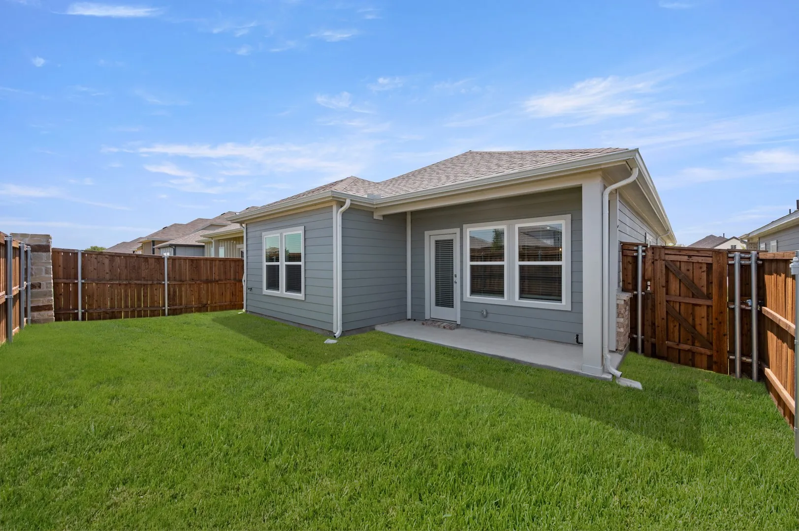 7408 Autumn Hill- Back-1