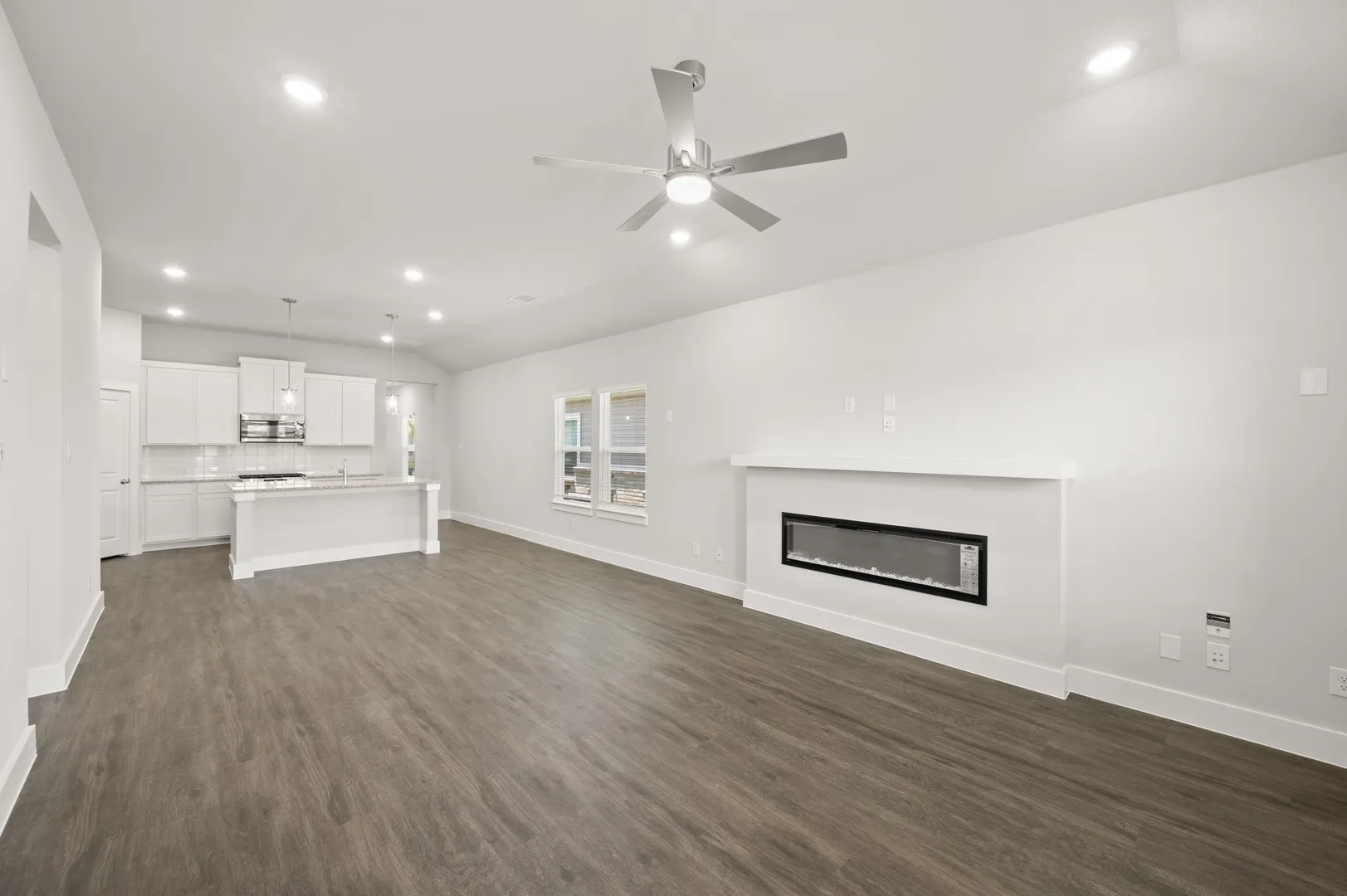 7408 Autumn Hill- Living room-2