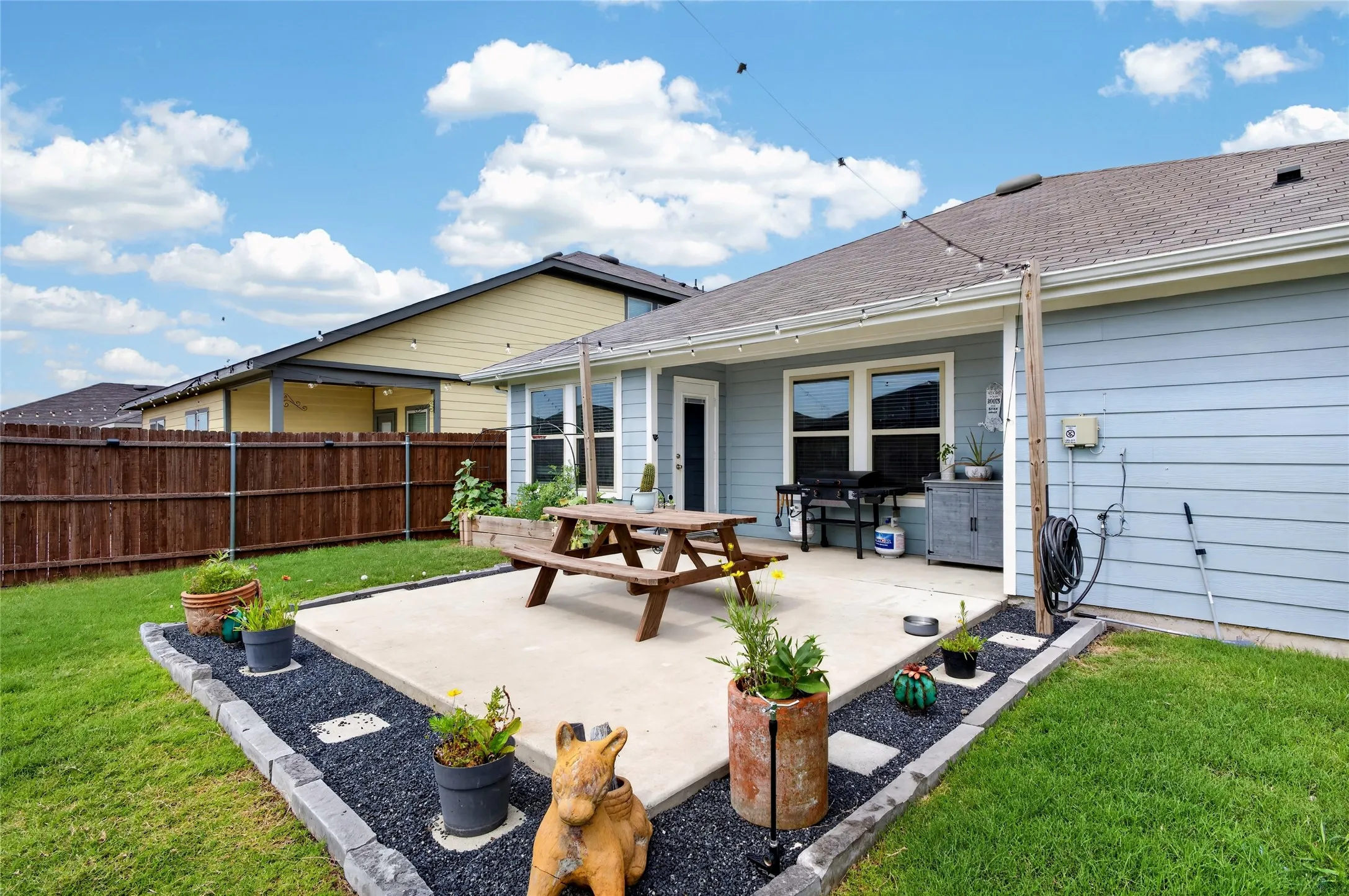 Single Family Residence For Sale in Collin County , 6417 Shoreline Lane, Princeton, Texas 75407, 3 Bedroom, 2 Bathroom, 2 Garage spaces, 1,285 Sqft, built in 2023, mls#21315353, Real Estate Agent in Princeton, Homes For Sale in Collin county, Homes For Sale in Princeton, Realtor in Princeton Texas, Real Estate Brokerage Independent Realty Texas, Luminita Cordes Realtor