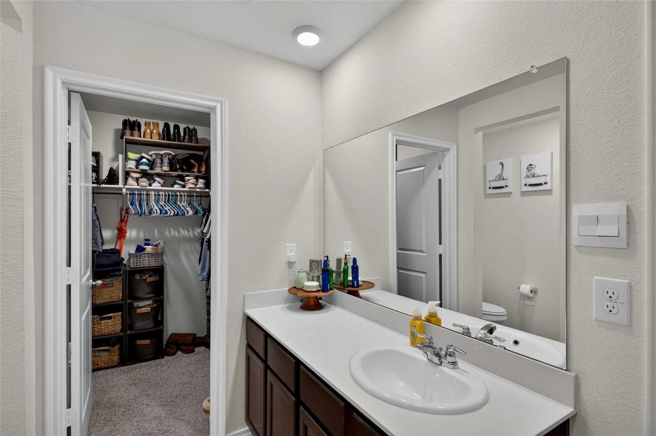 Single Family Residence For Sale in Collin County , 6417 Shoreline Lane, Princeton, Texas 75407, 3 Bedroom, 2 Bathroom, 2 Garage spaces, 1,285 Sqft, built in 2023, mls#21315353, Real Estate Agent in Princeton, Homes For Sale in Collin county, Homes For Sale in Princeton, Realtor in Princeton Texas, Real Estate Brokerage Independent Realty Texas, Luminita Cordes Realtor