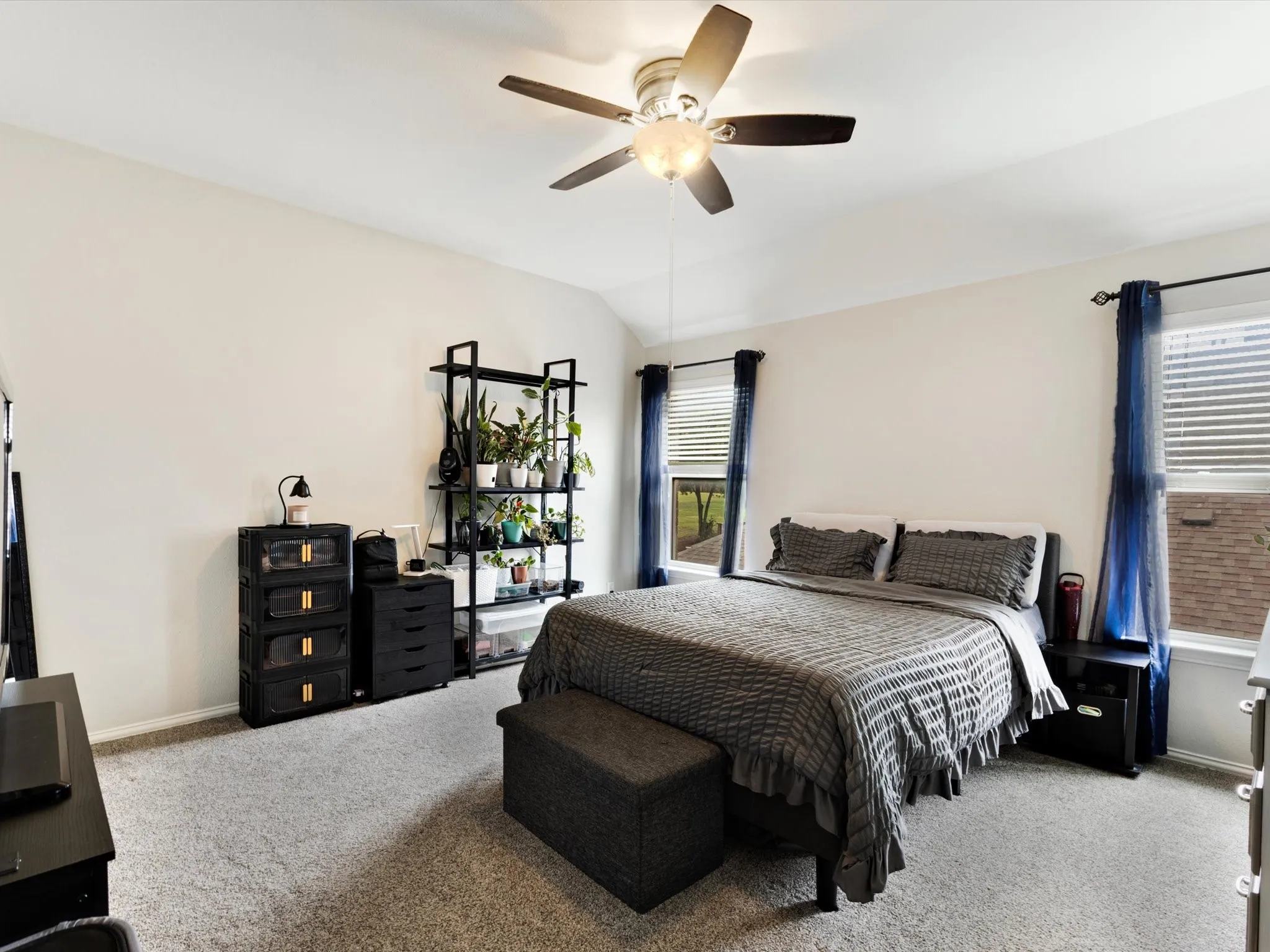 Single Family Residence For Sale in Collin County , 12038 Gonzales Drive, Frisco, Texas 75035, 4 Bedroom, 4 Bathroom, 2 Garage spaces, 3,372 Sqft, built in 2008, mls#21315646, Real Estate Agent in Frisco, Homes For Sale in Collin county, Homes For Sale in Frisco, Realtor in Frisco Texas, Real Estate Brokerage Independent Realty Texas, Luminita Cordes Realtor