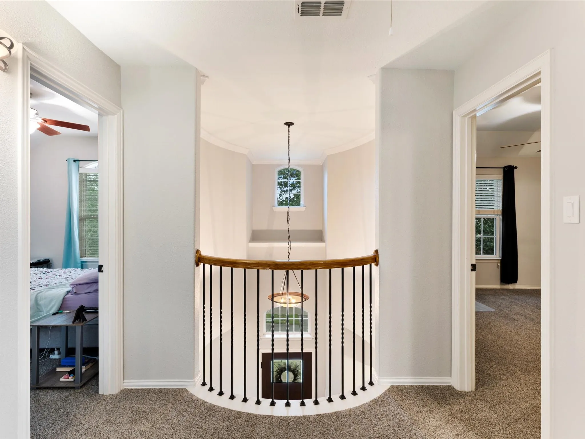 Single Family Residence For Sale in Collin County , 12038 Gonzales Drive, Frisco, Texas 75035, 4 Bedroom, 4 Bathroom, 2 Garage spaces, 3,372 Sqft, built in 2008, mls#21315646, Real Estate Agent in Frisco, Homes For Sale in Collin county, Homes For Sale in Frisco, Realtor in Frisco Texas, Real Estate Brokerage Independent Realty Texas, Luminita Cordes Realtor