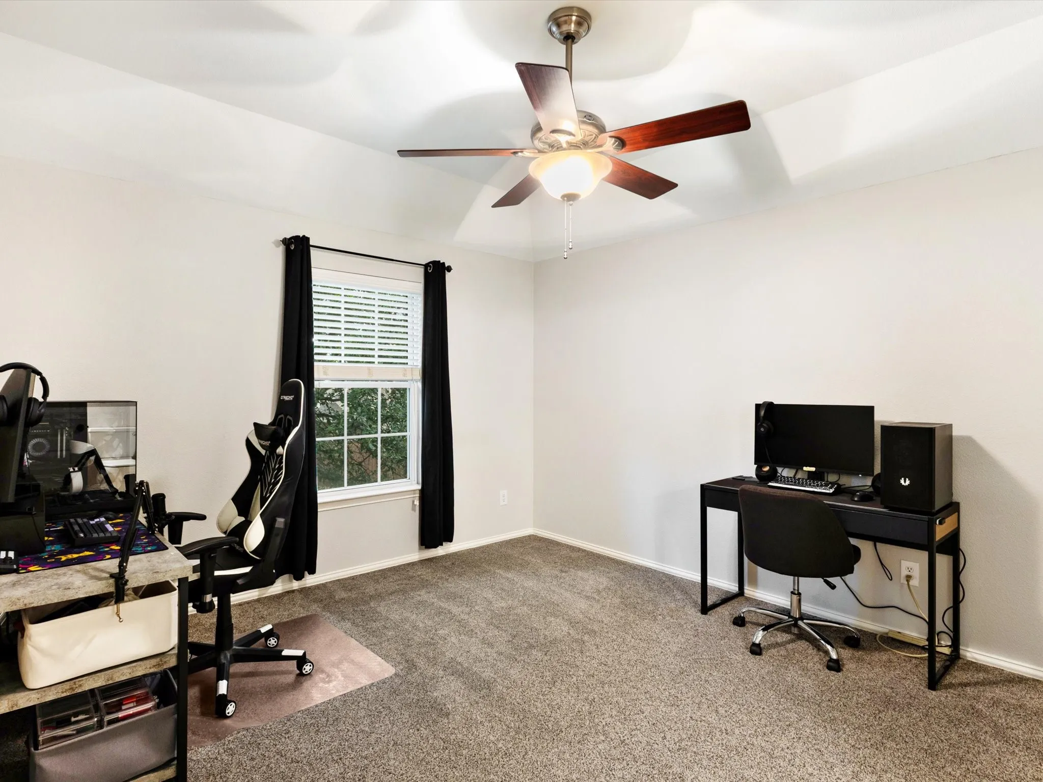 Single Family Residence For Sale in Collin County , 12038 Gonzales Drive, Frisco, Texas 75035, 4 Bedroom, 4 Bathroom, 2 Garage spaces, 3,372 Sqft, built in 2008, mls#21315646, Real Estate Agent in Frisco, Homes For Sale in Collin county, Homes For Sale in Frisco, Realtor in Frisco Texas, Real Estate Brokerage Independent Realty Texas, Luminita Cordes Realtor