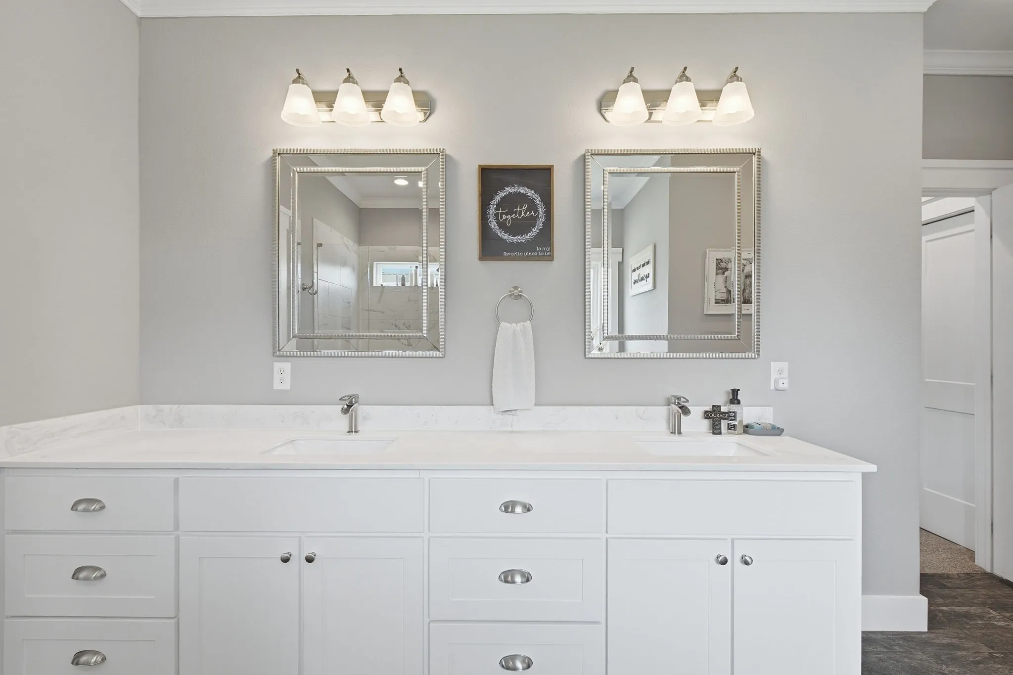 Single Family Residence For Sale in Collin County , 311 Pecan Hollow Circle, Anna, Texas 75409, 3 Bedroom, 2 Bathroom, 2 Garage spaces, 2,314 Sqft, built in 2018, mls#21313101, Real Estate Agent in Anna, Homes For Sale in Collin county, Homes For Sale in Anna, Realtor in Anna Texas, Real Estate Brokerage Independent Realty Texas, Luminita Cordes Realtor