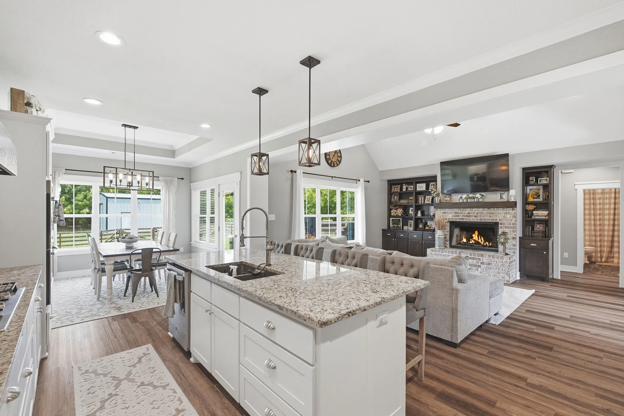 Single Family Residence For Sale in Collin County , 311 Pecan Hollow Circle, Anna, Texas 75409, 3 Bedroom, 2 Bathroom, 2 Garage spaces, 2,314 Sqft, built in 2018, mls#21313101, Real Estate Agent in Anna, Homes For Sale in Collin county, Homes For Sale in Anna, Realtor in Anna Texas, Real Estate Brokerage Independent Realty Texas, Luminita Cordes Realtor