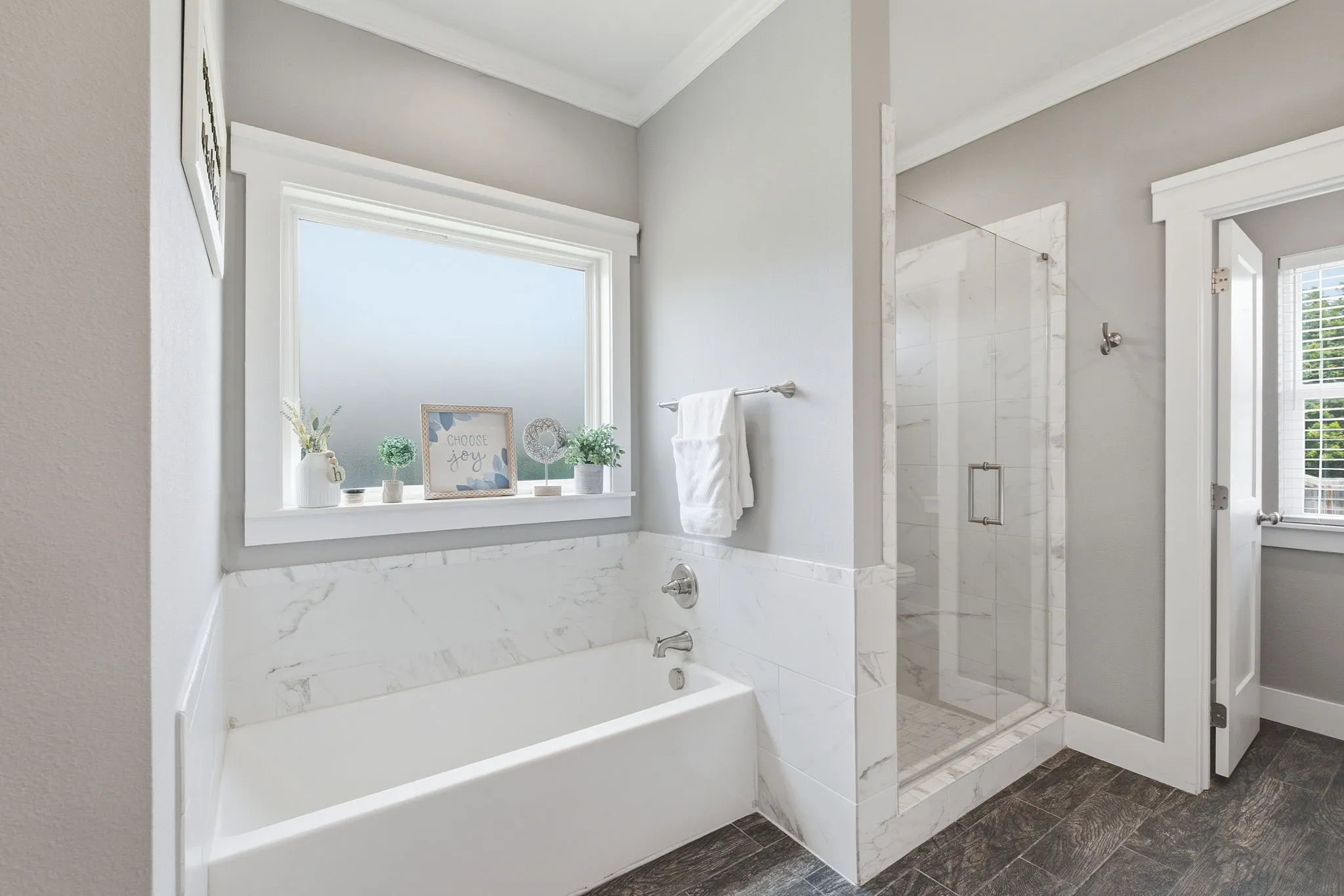 Single Family Residence For Sale in Collin County , 311 Pecan Hollow Circle, Anna, Texas 75409, 3 Bedroom, 2 Bathroom, 2 Garage spaces, 2,314 Sqft, built in 2018, mls#21313101, Real Estate Agent in Anna, Homes For Sale in Collin county, Homes For Sale in Anna, Realtor in Anna Texas, Real Estate Brokerage Independent Realty Texas, Luminita Cordes Realtor