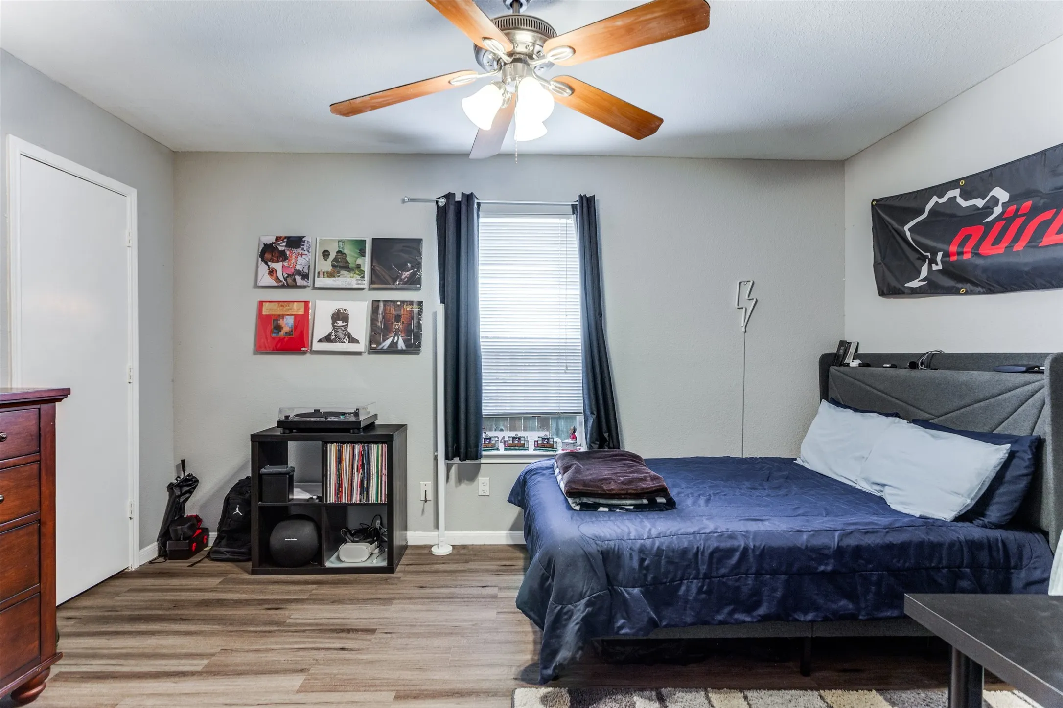 Single Family Residence For Sale in Tarrant County , 10241 Westward Drive, Fort Worth, Texas 76108, 4 Bedroom, 2 Bathroom, 2 Garage spaces, 1,822 Sqft, built in 1995, Price $324,999, mls#21303082, Real Estate Agent in Fort Worth, Homes For Sale in Tarrant county, Homes For Sale in Fort Worth, Realtor in Fort Worth Texas, Real Estate Brokerage Independent Realty Texas, Luminita Cordes Realtor