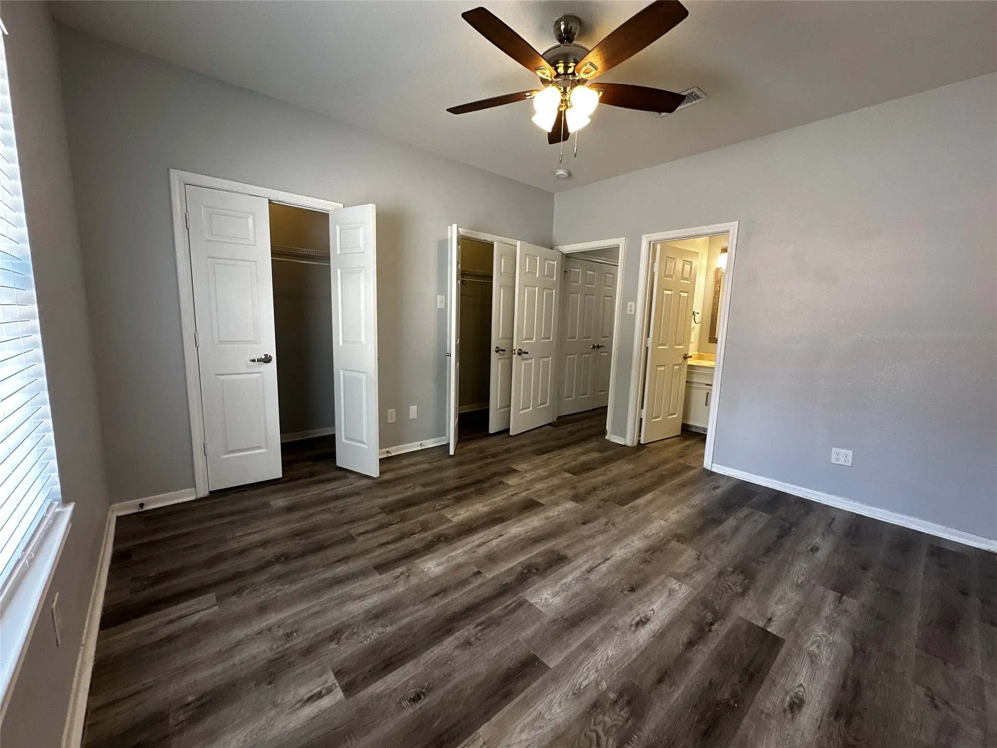 Duplex For Rent in Mc Lennan County , 1500 James Avenue a, Waco, Texas 76706, 4 Bedroom, 4 Bathroom, Garage spaces, 1,680 Sqft, built in 2001, mls#21315706, Real Estate Agent in Waco, Homes For Rent in Mc Lennan county, Homes For Rent in Waco, Realtor in Waco Texas, Real Estate Brokerage Independent Realty Texas, Luminita Cordes Realtor