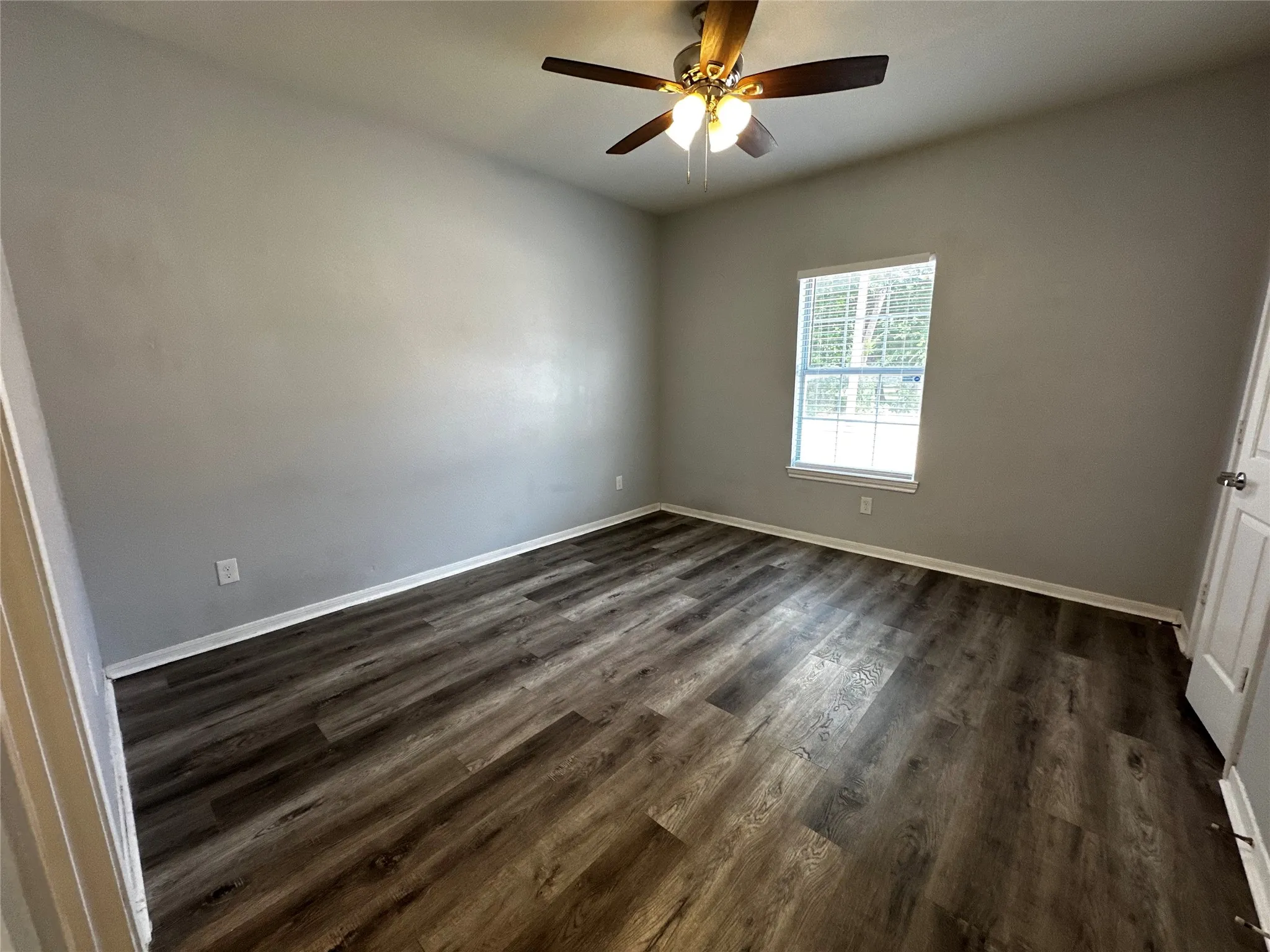 Duplex For Rent in Mc Lennan County , 1500 James Avenue a, Waco, Texas 76706, 4 Bedroom, 4 Bathroom, Garage spaces, 1,680 Sqft, built in 2001, mls#21315706, Real Estate Agent in Waco, Homes For Rent in Mc Lennan county, Homes For Rent in Waco, Realtor in Waco Texas, Real Estate Brokerage Independent Realty Texas, Luminita Cordes Realtor