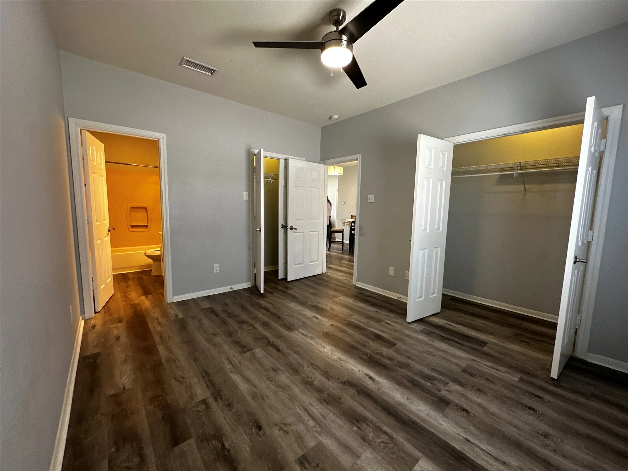 Duplex For Rent in Mc Lennan County , 1500 James Avenue a, Waco, Texas 76706, 4 Bedroom, 4 Bathroom, Garage spaces, 1,680 Sqft, built in 2001, mls#21315706, Real Estate Agent in Waco, Homes For Rent in Mc Lennan county, Homes For Rent in Waco, Realtor in Waco Texas, Real Estate Brokerage Independent Realty Texas, Luminita Cordes Realtor