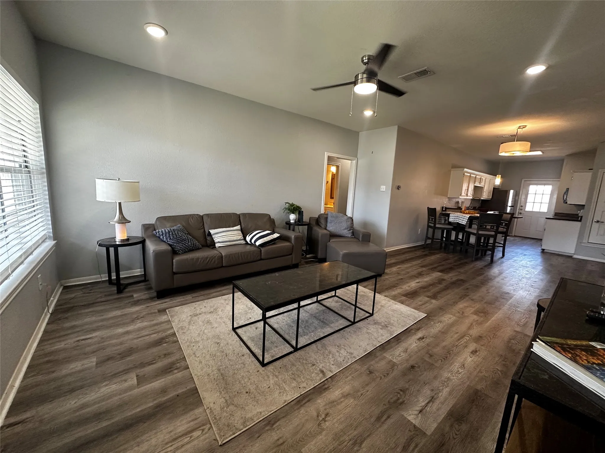 Duplex For Rent in Mc Lennan County , 1500 James Avenue a, Waco, Texas 76706, 4 Bedroom, 4 Bathroom, Garage spaces, 1,680 Sqft, built in 2001, mls#21315706, Real Estate Agent in Waco, Homes For Rent in Mc Lennan county, Homes For Rent in Waco, Realtor in Waco Texas, Real Estate Brokerage Independent Realty Texas, Luminita Cordes Realtor