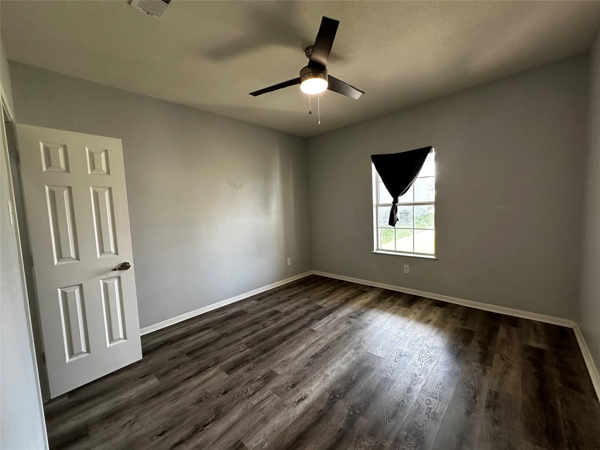 Duplex For Rent in Mc Lennan County , 1500 James Avenue a, Waco, Texas 76706, 4 Bedroom, 4 Bathroom, Garage spaces, 1,680 Sqft, built in 2001, mls#21315706, Real Estate Agent in Waco, Homes For Rent in Mc Lennan county, Homes For Rent in Waco, Realtor in Waco Texas, Real Estate Brokerage Independent Realty Texas, Luminita Cordes Realtor