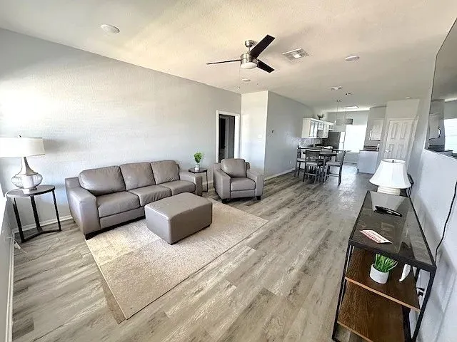 Duplex For Rent in Mc Lennan County , 1500 James Avenue a, Waco, Texas 76706, 4 Bedroom, 4 Bathroom, Garage spaces, 1,680 Sqft, built in 2001, mls#21315706, Real Estate Agent in Waco, Homes For Rent in Mc Lennan county, Homes For Rent in Waco, Realtor in Waco Texas, Real Estate Brokerage Independent Realty Texas, Luminita Cordes Realtor