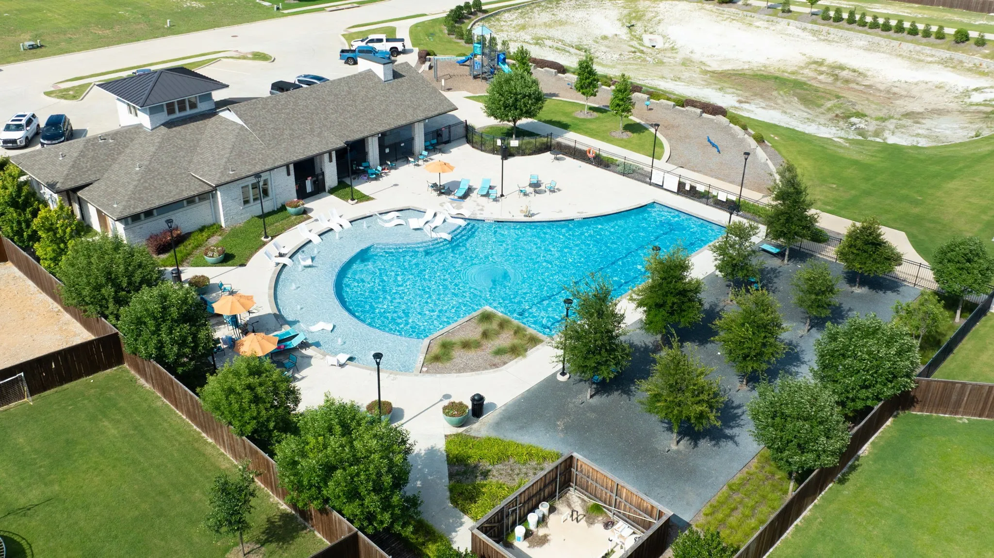Single Family Residence For Sale in Collin County , 2404 Limestone Lane, Melissa, Texas 75454, 5 Bedroom, 4 Bathroom, 2 Garage spaces, 3,490 Sqft, built in 2023, mls#21312225, Real Estate Agent in Melissa, Homes For Sale in Collin county, Homes For Sale in Melissa, Realtor in Melissa Texas, Real Estate Brokerage Independent Realty Texas, Luminita Cordes Realtor
