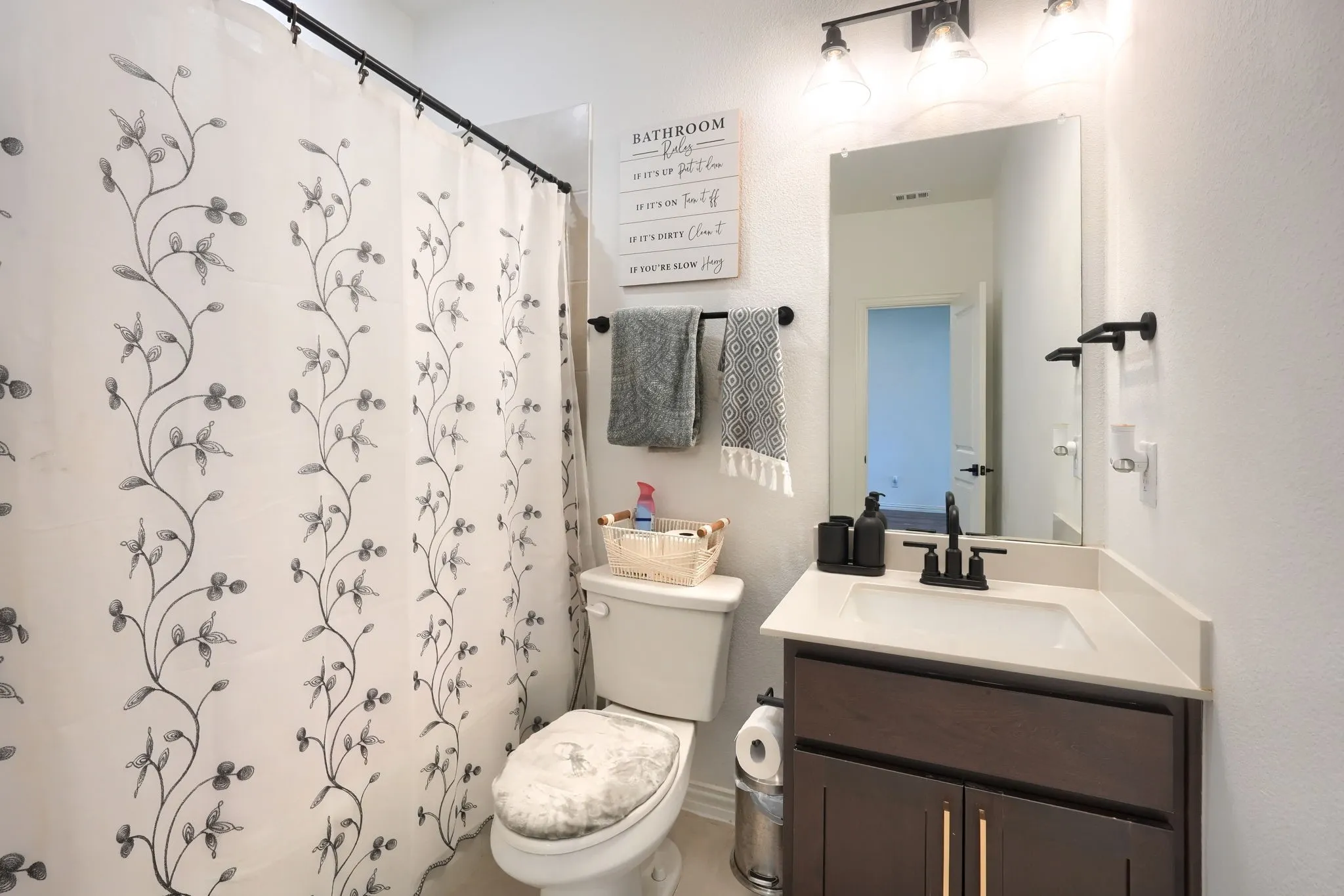 Single Family Residence For Sale in Collin County , 2404 Limestone Lane, Melissa, Texas 75454, 5 Bedroom, 4 Bathroom, 2 Garage spaces, 3,490 Sqft, built in 2023, mls#21312225, Real Estate Agent in Melissa, Homes For Sale in Collin county, Homes For Sale in Melissa, Realtor in Melissa Texas, Real Estate Brokerage Independent Realty Texas, Luminita Cordes Realtor
