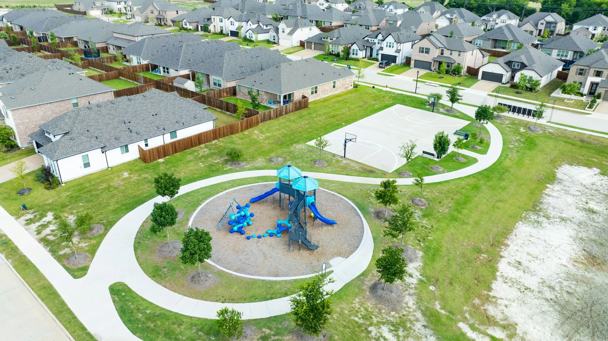 Single Family Residence For Sale in Collin County , 2404 Limestone Lane, Melissa, Texas 75454, 5 Bedroom, 4 Bathroom, 2 Garage spaces, 3,490 Sqft, built in 2023, mls#21312225, Real Estate Agent in Melissa, Homes For Sale in Collin county, Homes For Sale in Melissa, Realtor in Melissa Texas, Real Estate Brokerage Independent Realty Texas, Luminita Cordes Realtor
