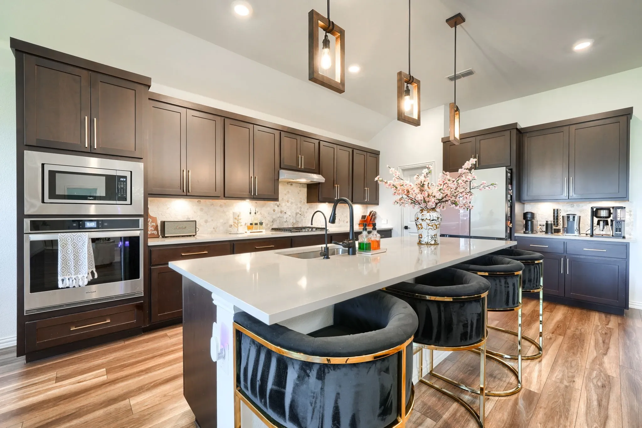 Single Family Residence For Sale in Collin County , 2404 Limestone Lane, Melissa, Texas 75454, 5 Bedroom, 4 Bathroom, 2 Garage spaces, 3,490 Sqft, built in 2023, mls#21312225, Real Estate Agent in Melissa, Homes For Sale in Collin county, Homes For Sale in Melissa, Realtor in Melissa Texas, Real Estate Brokerage Independent Realty Texas, Luminita Cordes Realtor
