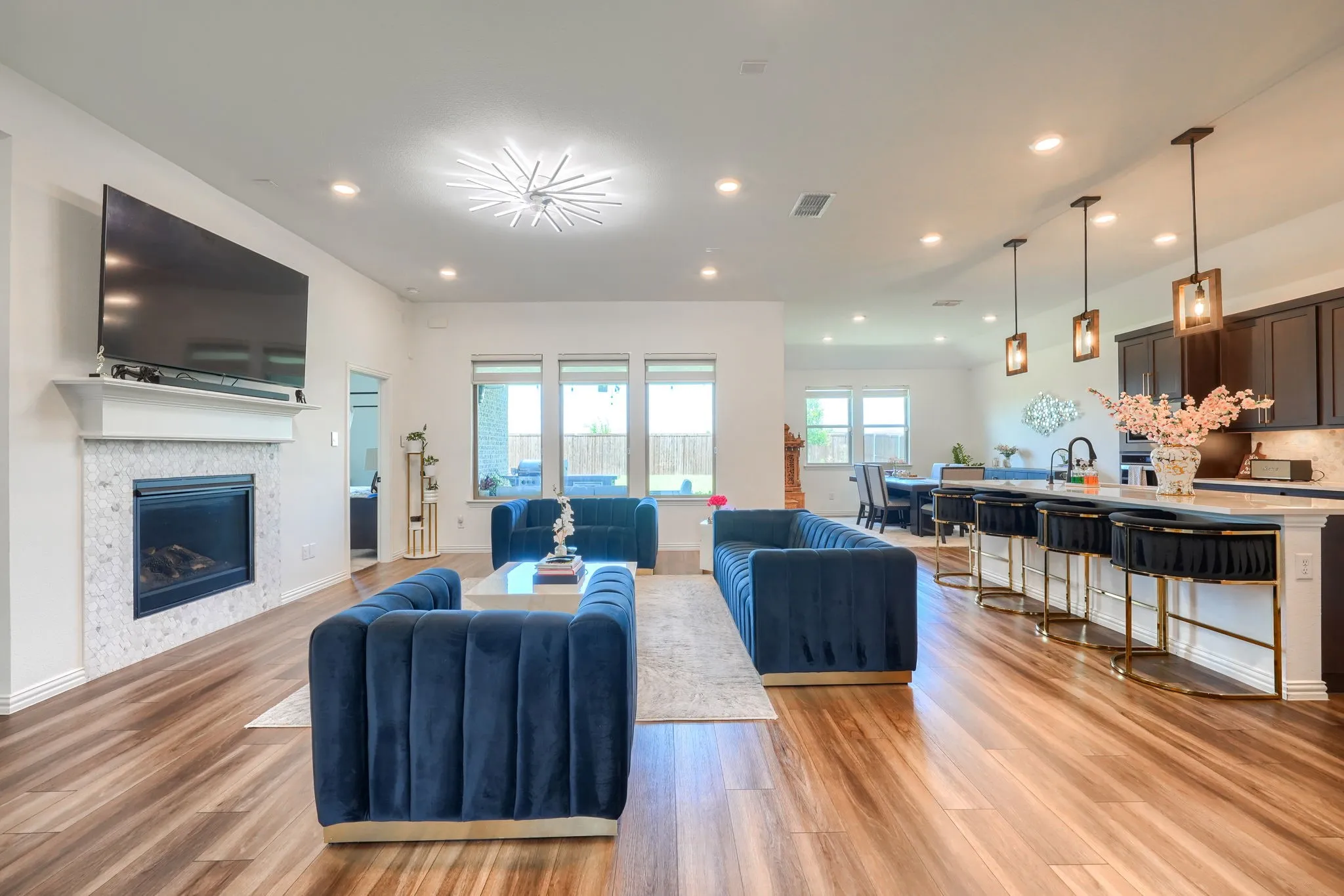 Single Family Residence For Sale in Collin County , 2404 Limestone Lane, Melissa, Texas 75454, 5 Bedroom, 4 Bathroom, 2 Garage spaces, 3,490 Sqft, built in 2023, mls#21312225, Real Estate Agent in Melissa, Homes For Sale in Collin county, Homes For Sale in Melissa, Realtor in Melissa Texas, Real Estate Brokerage Independent Realty Texas, Luminita Cordes Realtor