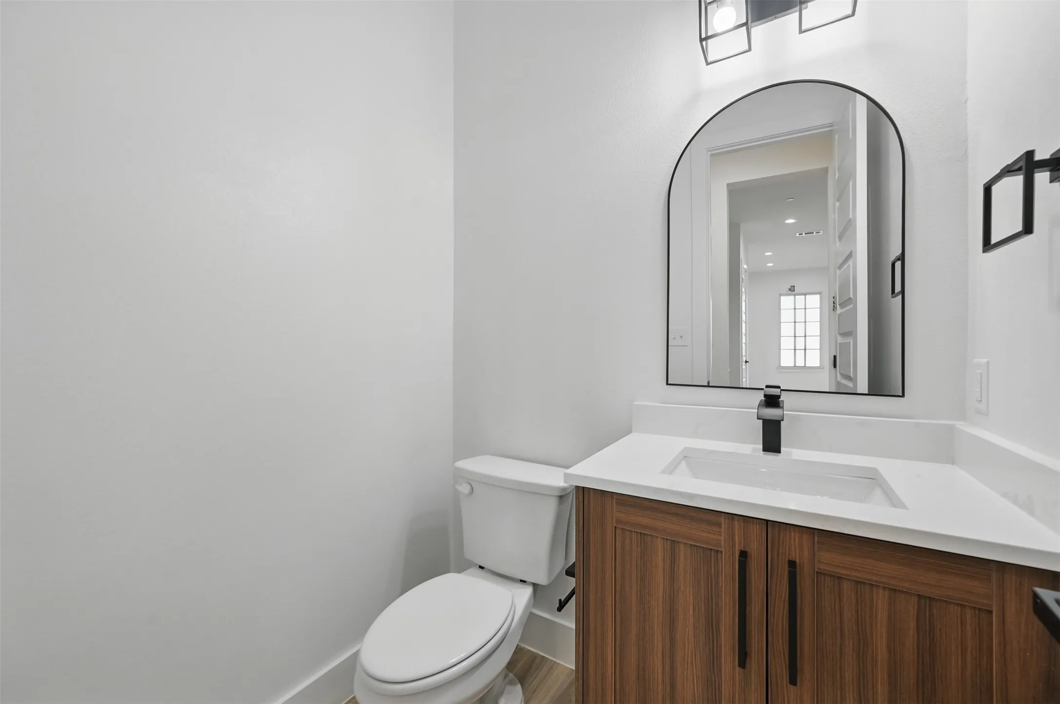 Townhouse For Rent in Dallas County , 3445 Sanjeev Drive, Irving, Texas 75060, 3 Bedroom, 3 Bathroom, 2 Garage spaces, 1,918 Sqft, built in 2024, mls#21315677, Real Estate Agent in Irving, Homes For Rent in Dallas county, Homes For Rent in Irving, Realtor in Irving Texas, Real Estate Brokerage Independent Realty Texas, Luminita Cordes Realtor