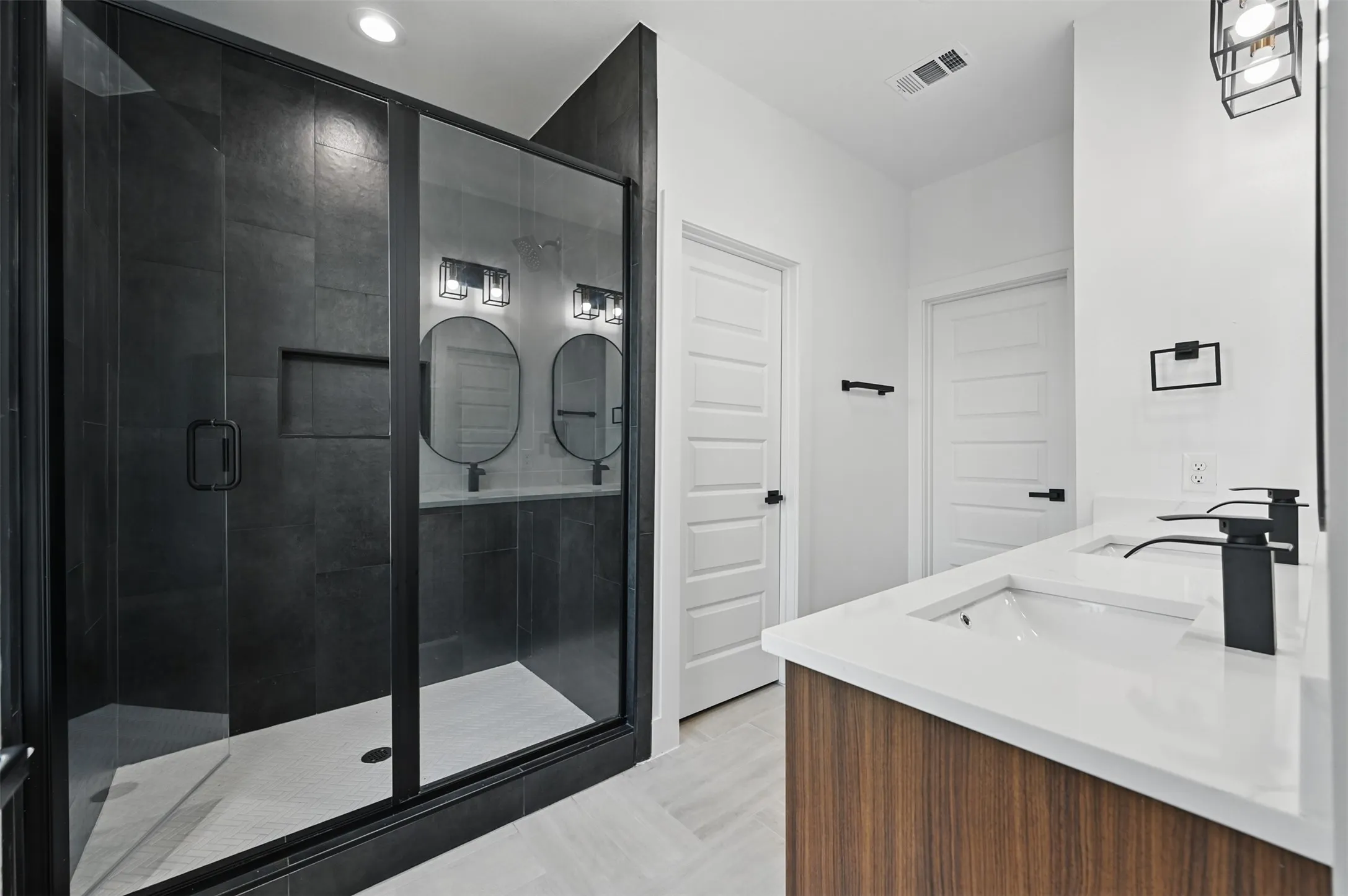 Townhouse For Rent in Dallas County , 3445 Sanjeev Drive, Irving, Texas 75060, 3 Bedroom, 3 Bathroom, 2 Garage spaces, 1,918 Sqft, built in 2024, mls#21315677, Real Estate Agent in Irving, Homes For Rent in Dallas county, Homes For Rent in Irving, Realtor in Irving Texas, Real Estate Brokerage Independent Realty Texas, Luminita Cordes Realtor