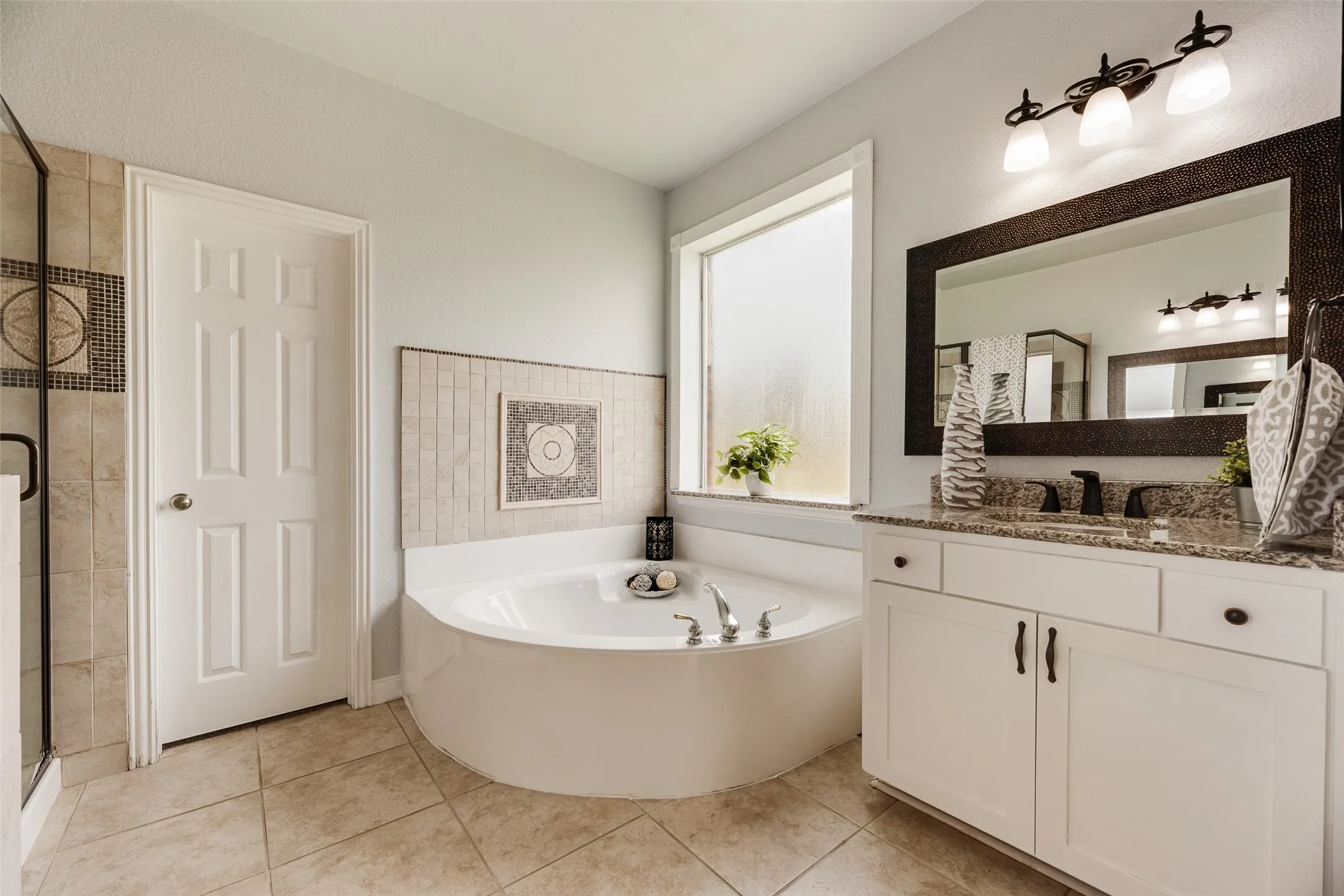 Single Family Residence For Sale in Collin County , 3516 THORP SPRINGS Drive, Plano, Texas 75025, 5 Bedroom, 4 Bathroom, 2 Garage spaces, 3,582 Sqft, built in 2000, Price $759,900, mls#21315721, Real Estate Agent in Plano, Homes For Sale in Collin county, Homes For Sale in Plano, Realtor in Plano Texas, Real Estate Brokerage Independent Realty Texas, Luminita Cordes Realtor