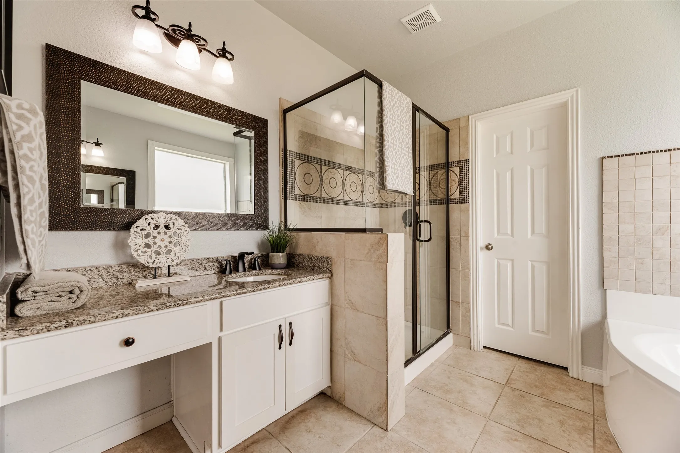 Single Family Residence For Sale in Collin County , 3516 THORP SPRINGS Drive, Plano, Texas 75025, 5 Bedroom, 4 Bathroom, 2 Garage spaces, 3,582 Sqft, built in 2000, Price $759,900, mls#21315721, Real Estate Agent in Plano, Homes For Sale in Collin county, Homes For Sale in Plano, Realtor in Plano Texas, Real Estate Brokerage Independent Realty Texas, Luminita Cordes Realtor
