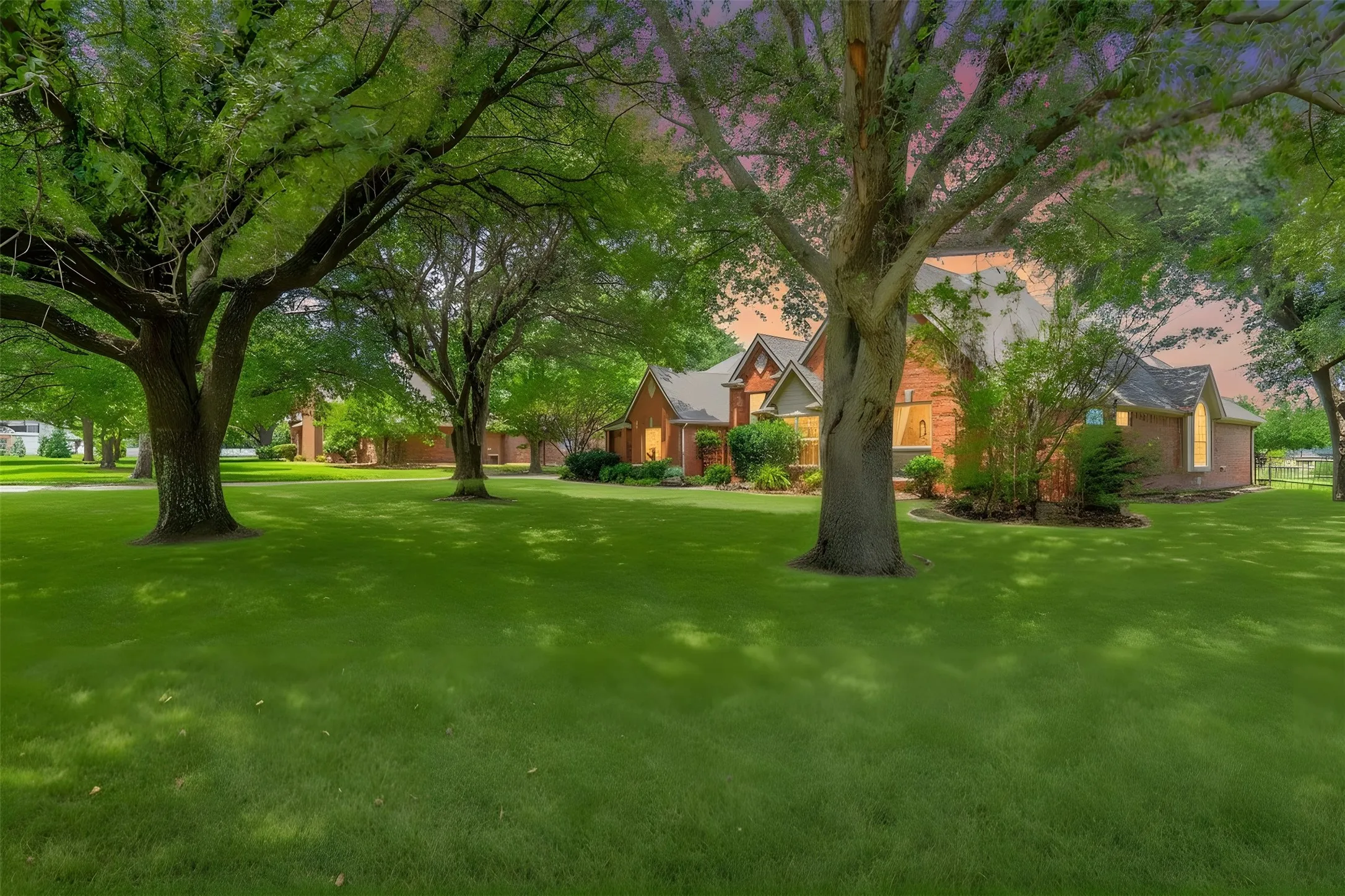Single Family Residence For Sale in Collin County , 15820 Big Horn Trail, Frisco, Texas 75035, 4 Bedroom, 3 Bathroom, 4 Garage spaces, 2,698 Sqft, built in 1993, mls#21307309, Real Estate Agent in Frisco, Homes For Sale in Collin county, Homes For Sale in Frisco, Realtor in Frisco Texas, Real Estate Brokerage Independent Realty Texas, Luminita Cordes Realtor