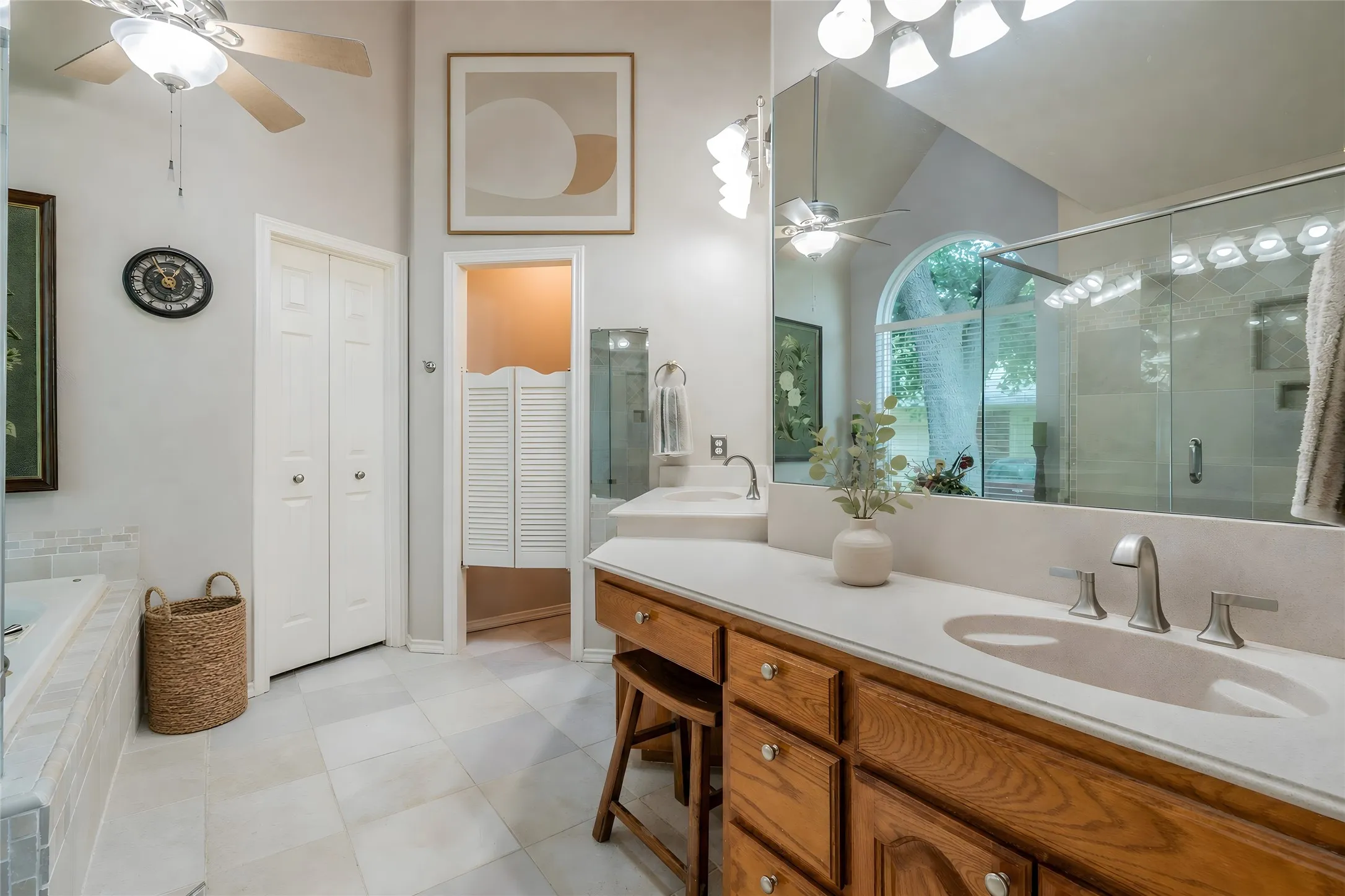 Single Family Residence For Sale in Collin County , 15820 Big Horn Trail, Frisco, Texas 75035, 4 Bedroom, 3 Bathroom, 4 Garage spaces, 2,698 Sqft, built in 1993, mls#21307309, Real Estate Agent in Frisco, Homes For Sale in Collin county, Homes For Sale in Frisco, Realtor in Frisco Texas, Real Estate Brokerage Independent Realty Texas, Luminita Cordes Realtor
